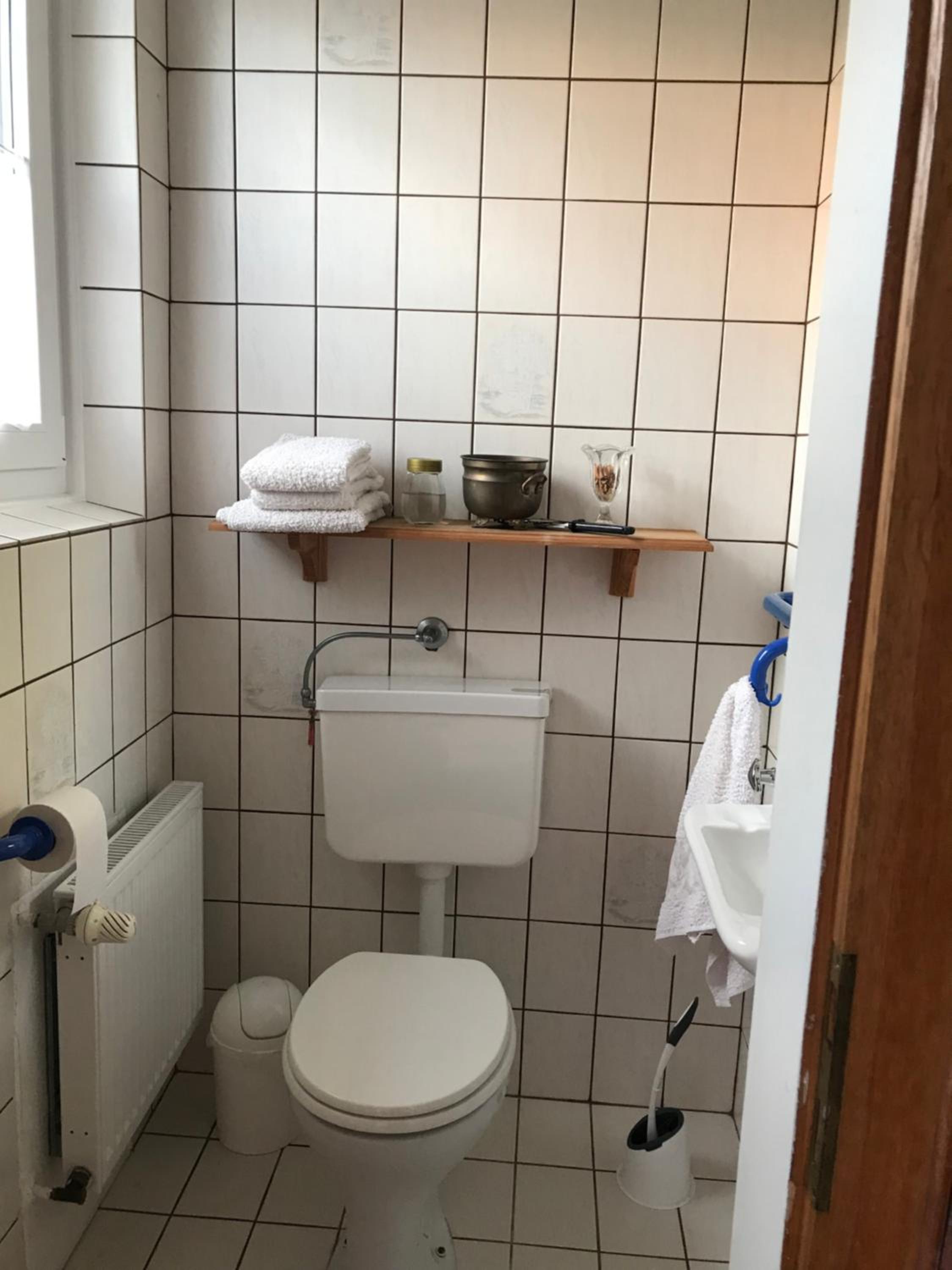 FeWo Aurich Zentrum EG 3 Schlafzimmer und FeWo OG 4 Schlafzimmer