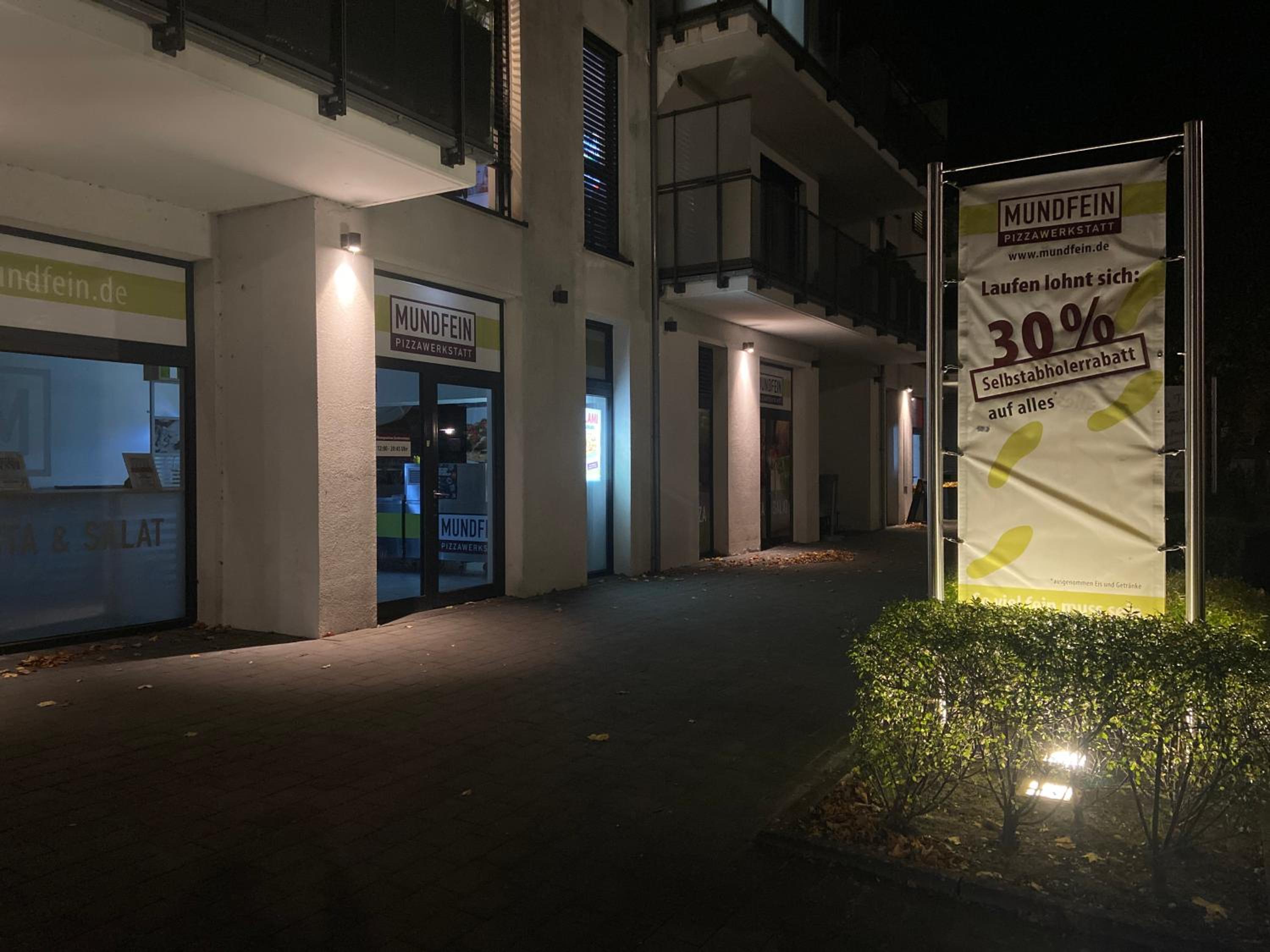 MiCasa OL - Deluxe Apartment mit Stil - Carport Stellplatz - Küche - WLAN - 3,7 KW Steckdose für E Auto - Terrasse