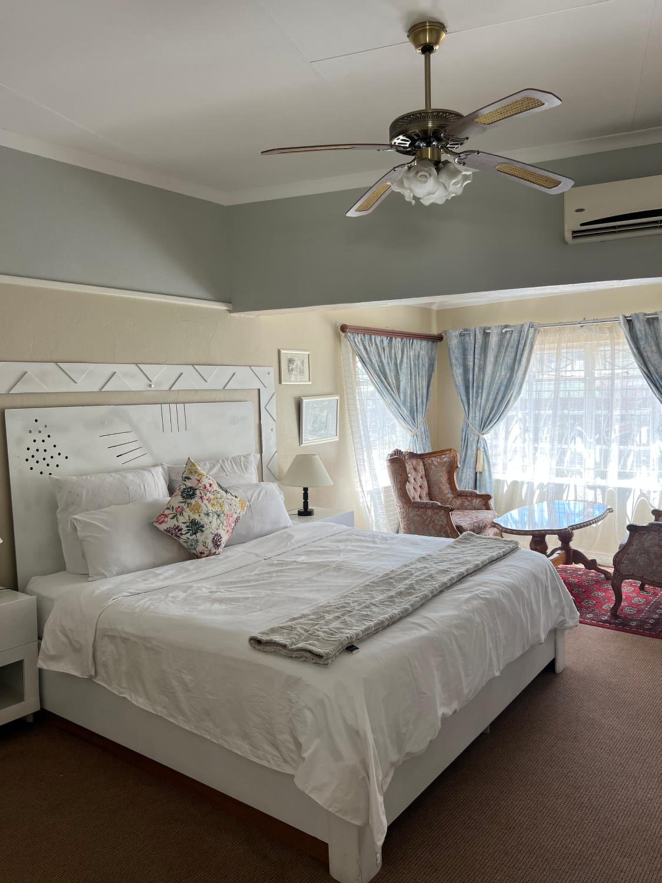 The KEDESAN Huis - Guest House
