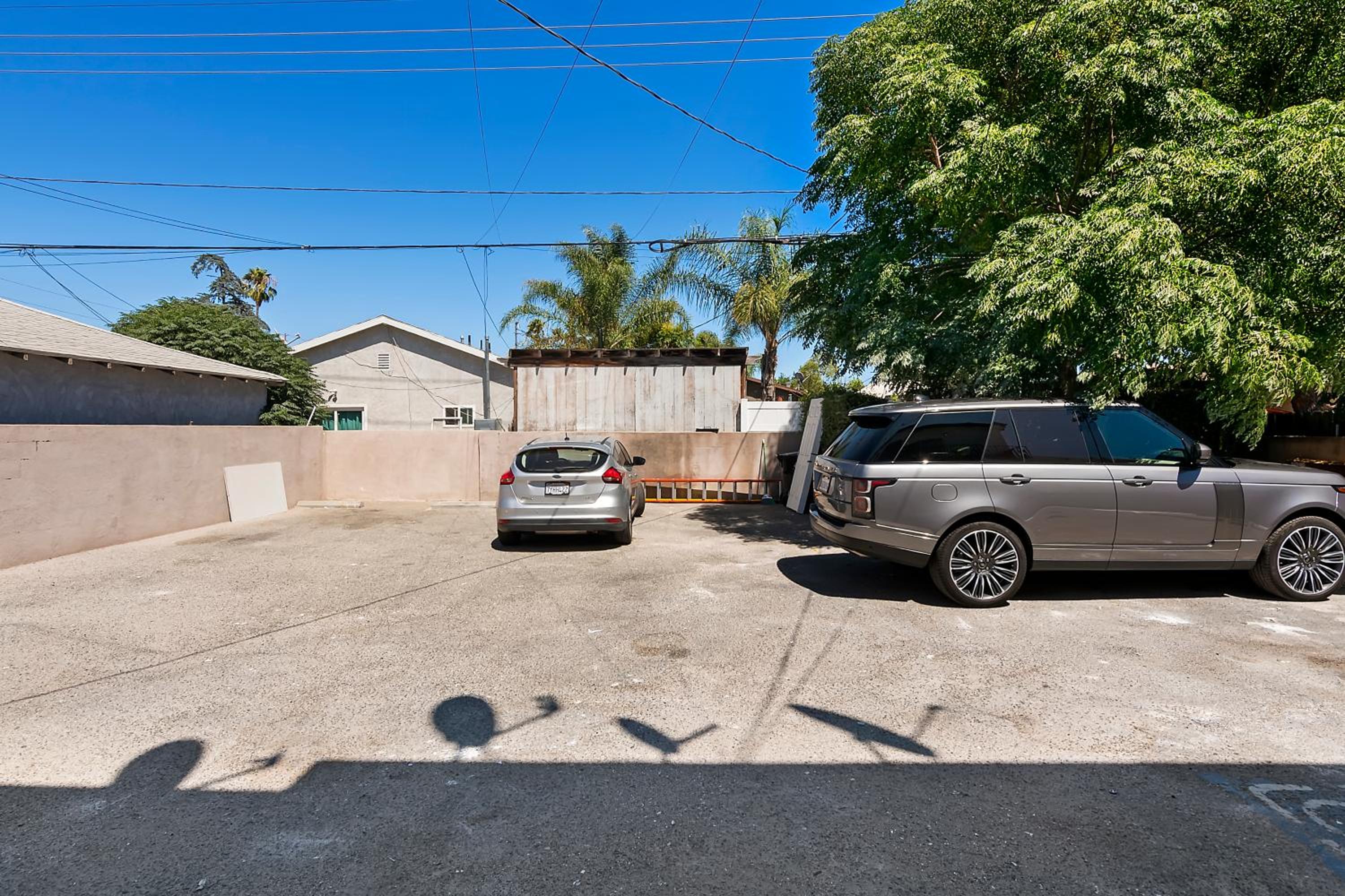 Large 4bed 3bath near Universal studio Burbank airport Hollywood in Los Angeles