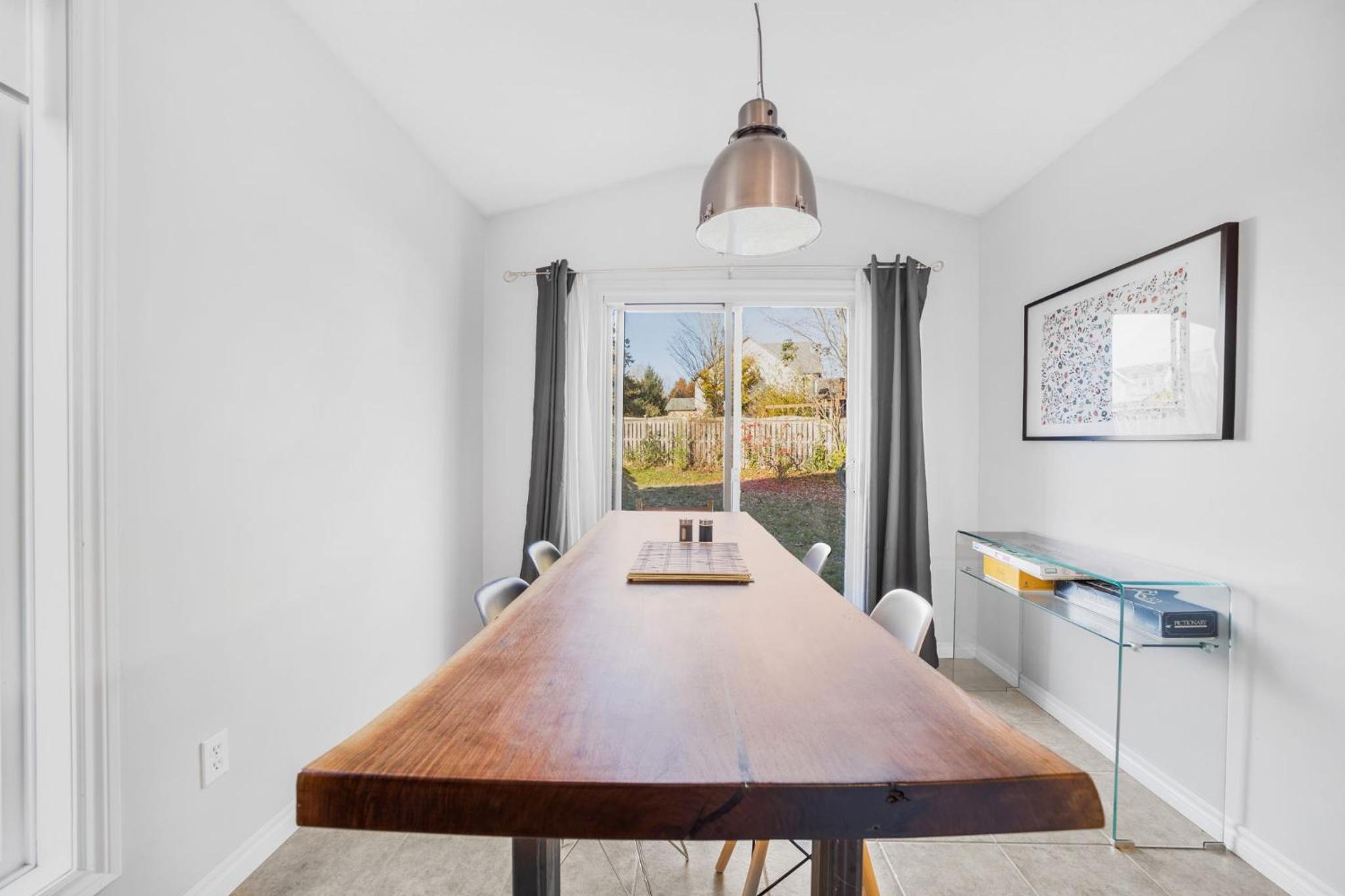 Guelph Vacations - Hanlon Creek Gem Close To U Of G 3 Bedroom - Property Image 21