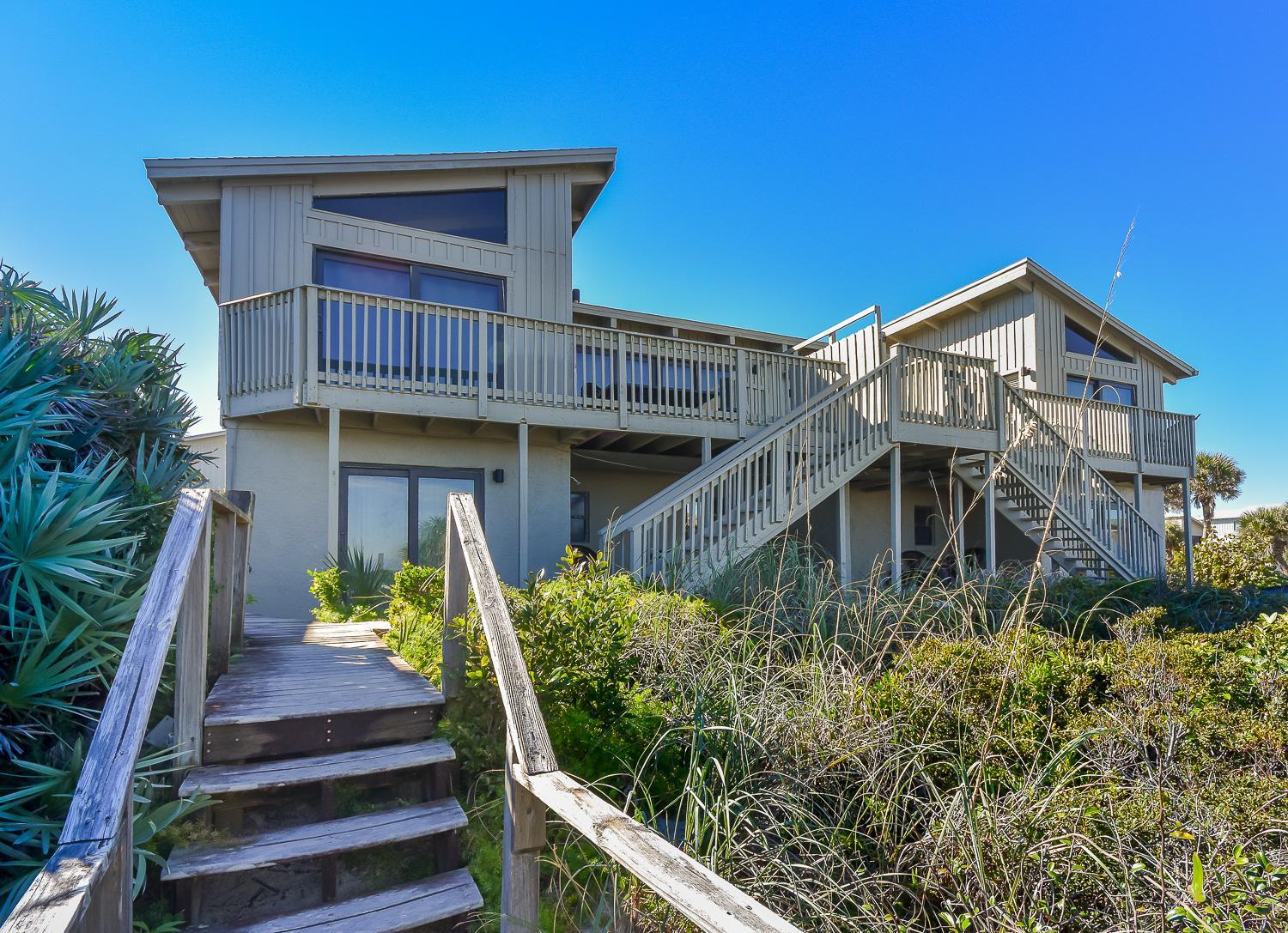 Beach Daze Townhome at Sea Dunes Green Turtle B5 ~ Ocean View next to Pool
