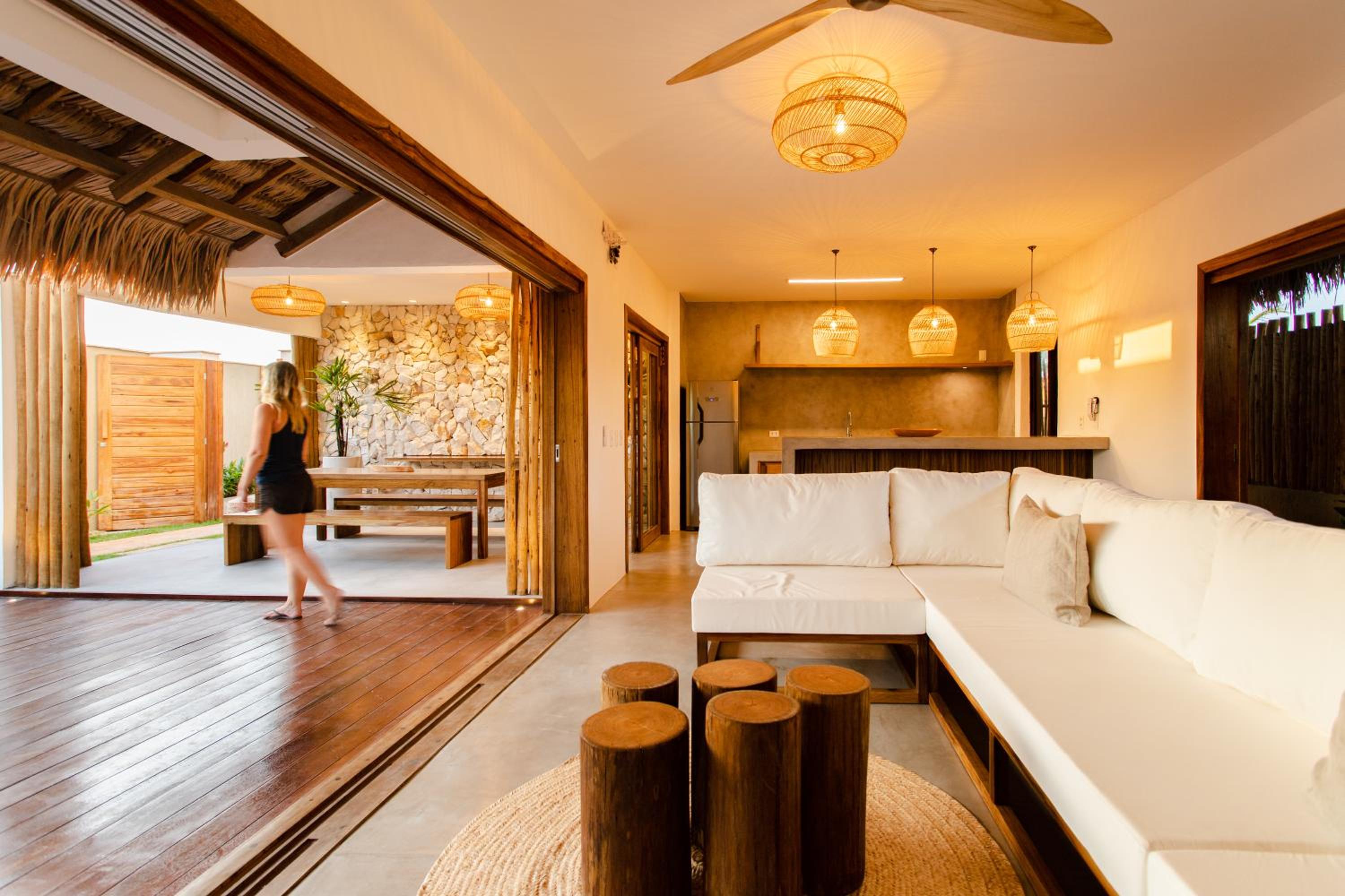 Villa Aura, piscina privativa e rooftop com vista excepcional pro mar, 150m do mar e do Rancho do Kite, Praia do Prea