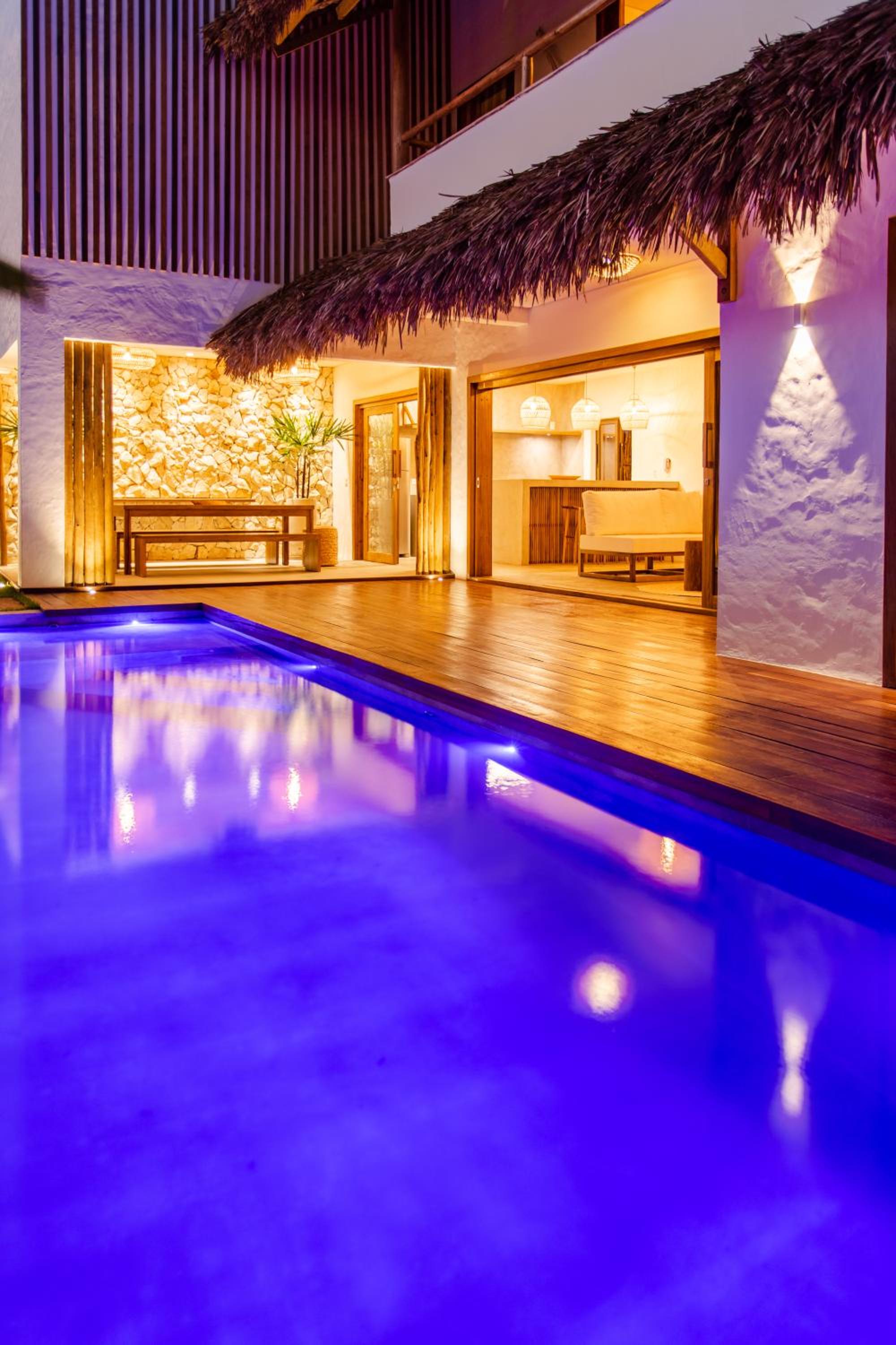 Villa Aura, piscina privativa e rooftop com vista excepcional pro mar, 150m do mar e do Rancho do Kite, Praia do Prea