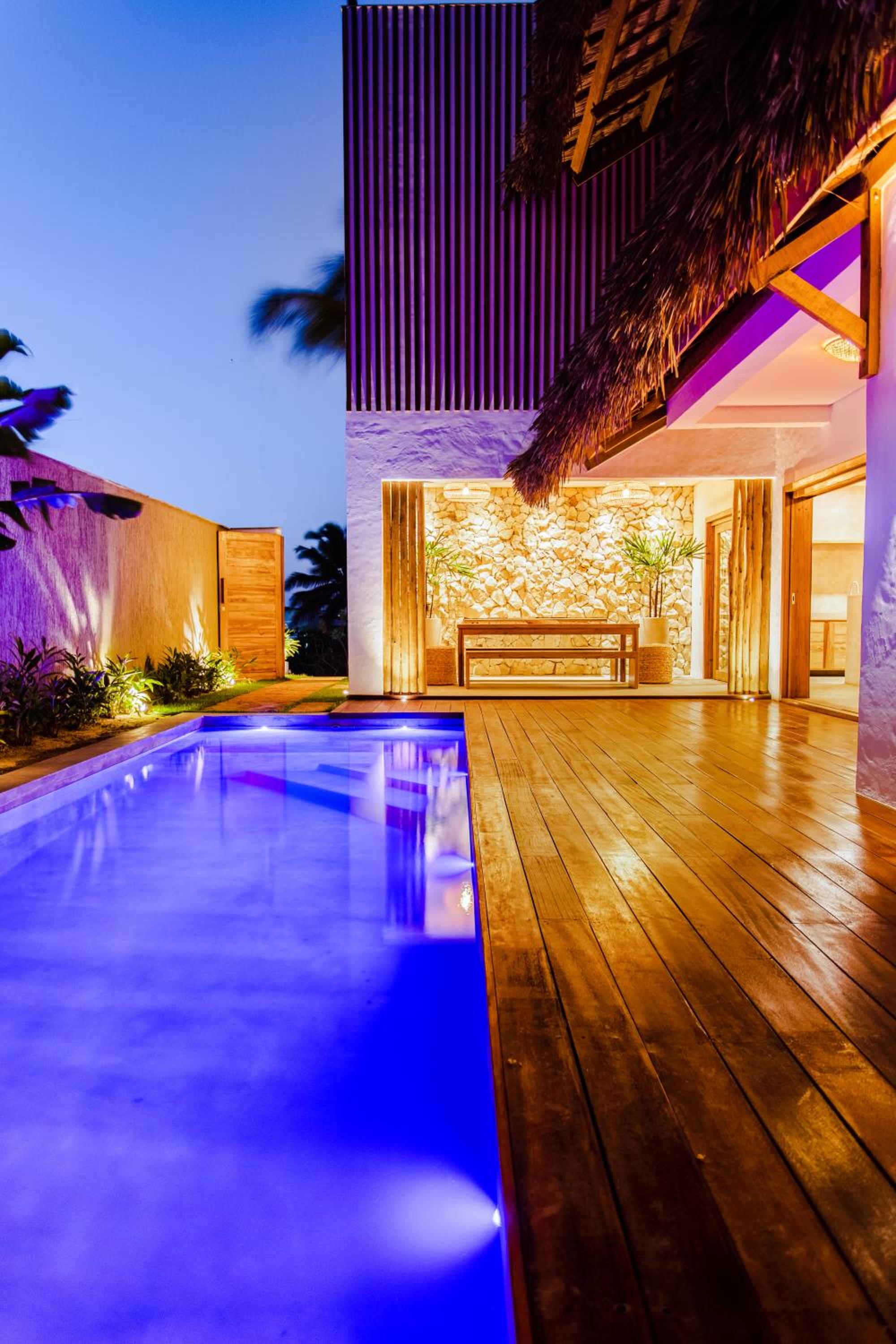 Villa Aura, piscina privativa e rooftop com vista excepcional pro mar, 150m do mar e do Rancho do Kite, Praia do Prea