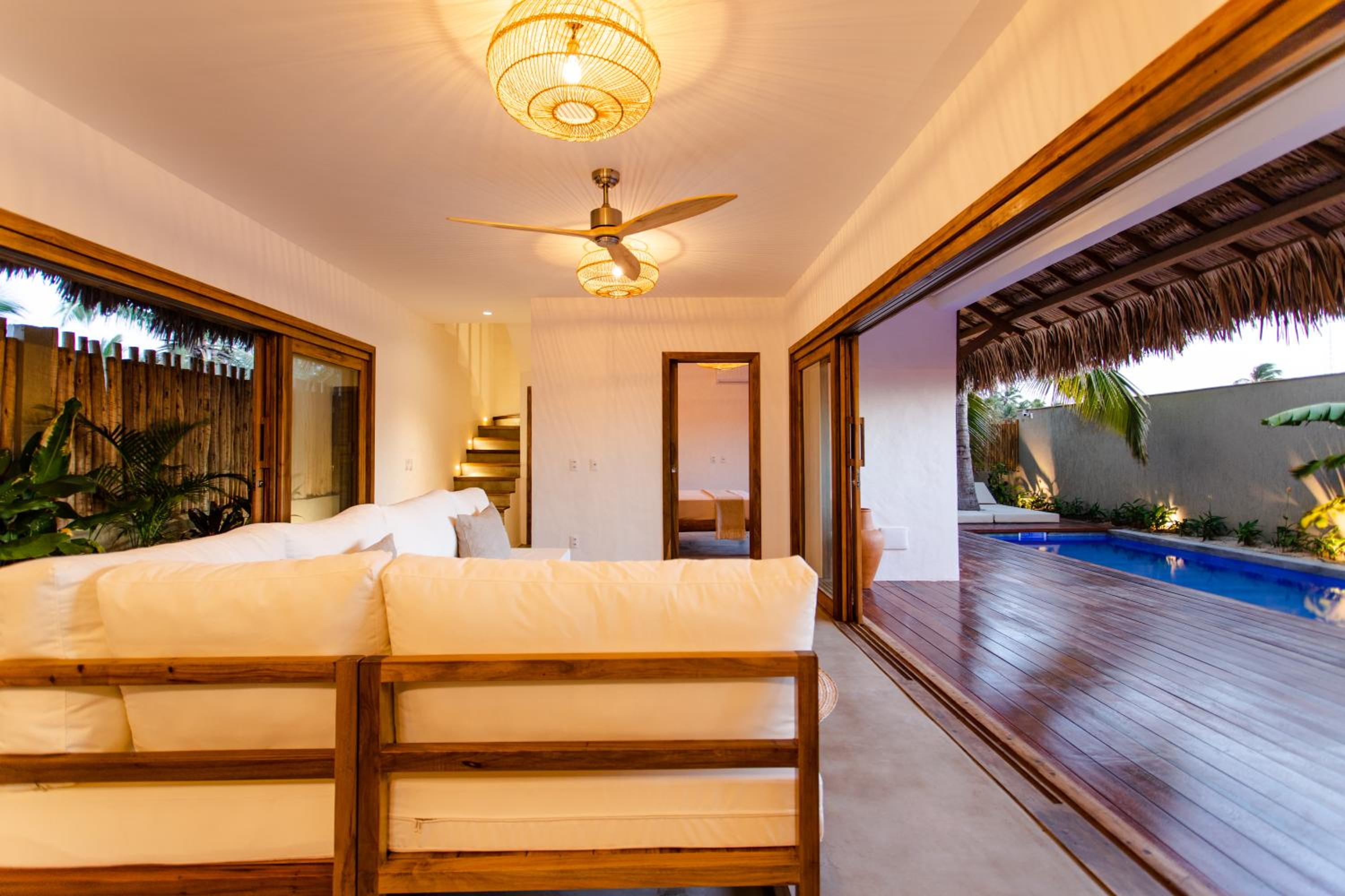 Villa Aura, piscina privativa e rooftop com vista excepcional pro mar, 150m do mar e do Rancho do Kite, Praia do Prea