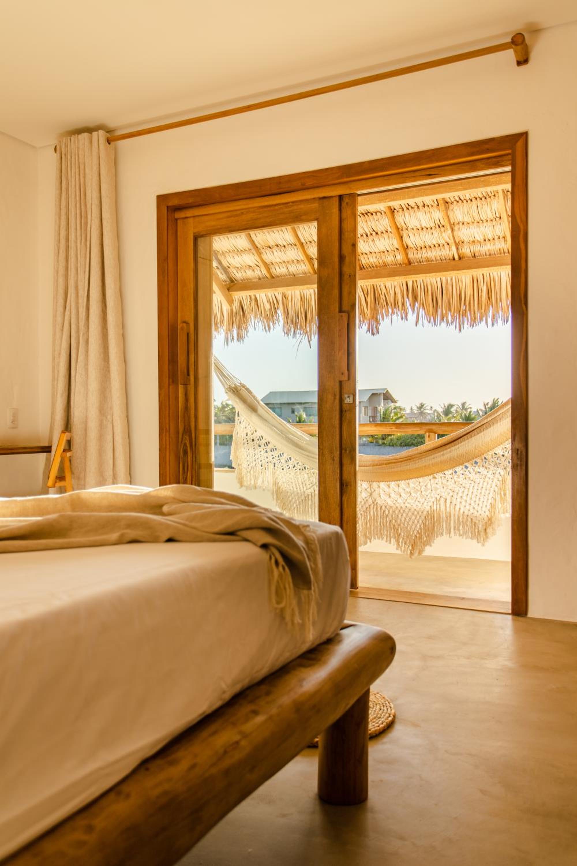 Villa Aura, piscina privativa e rooftop com vista excepcional pro mar, 150m do mar e do Rancho do Kite, Praia do Prea
