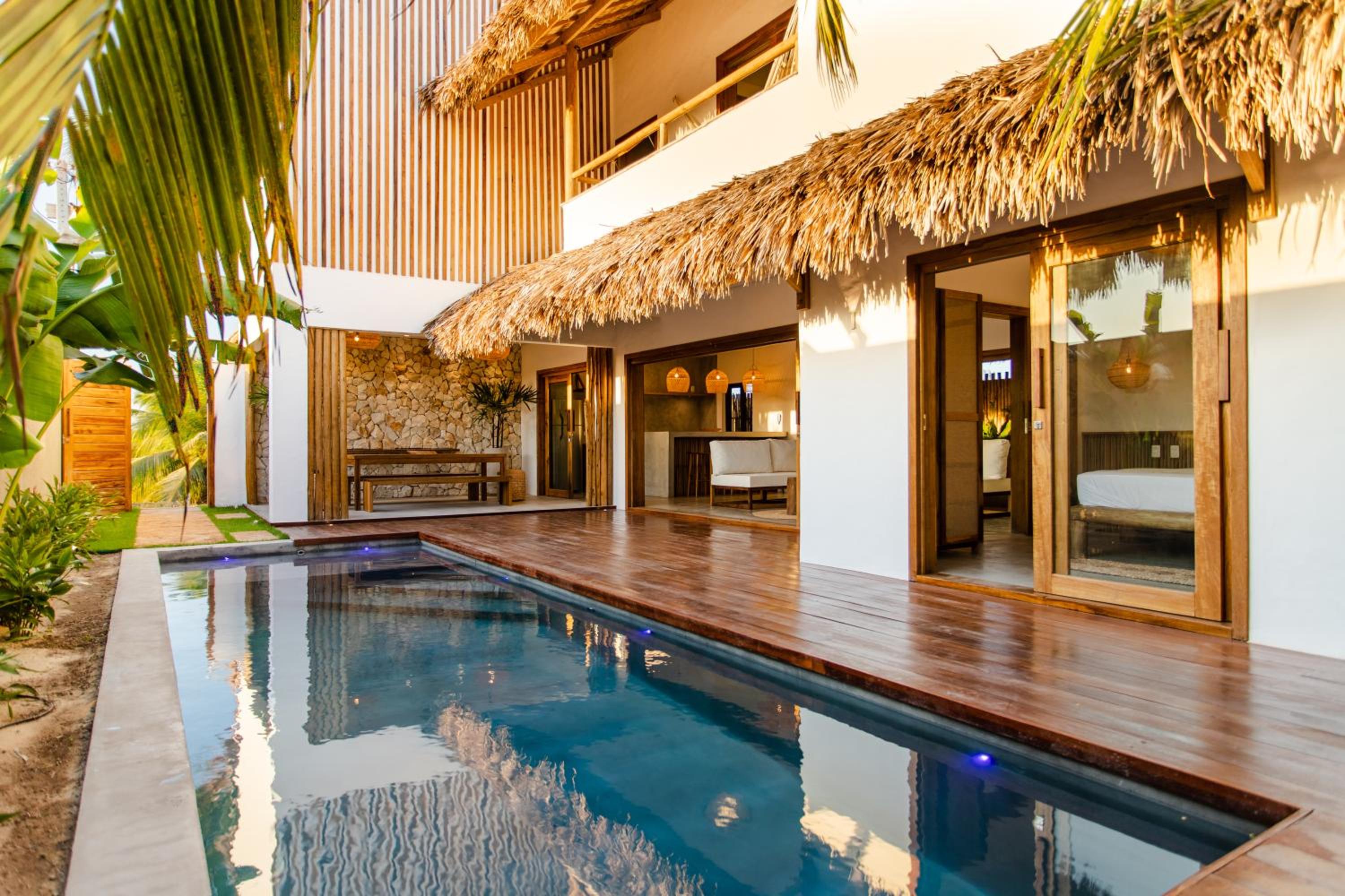 Villa Aura, piscina privativa e rooftop com vista excepcional pro mar, 150m do mar e do Rancho do Kite, Praia do Prea