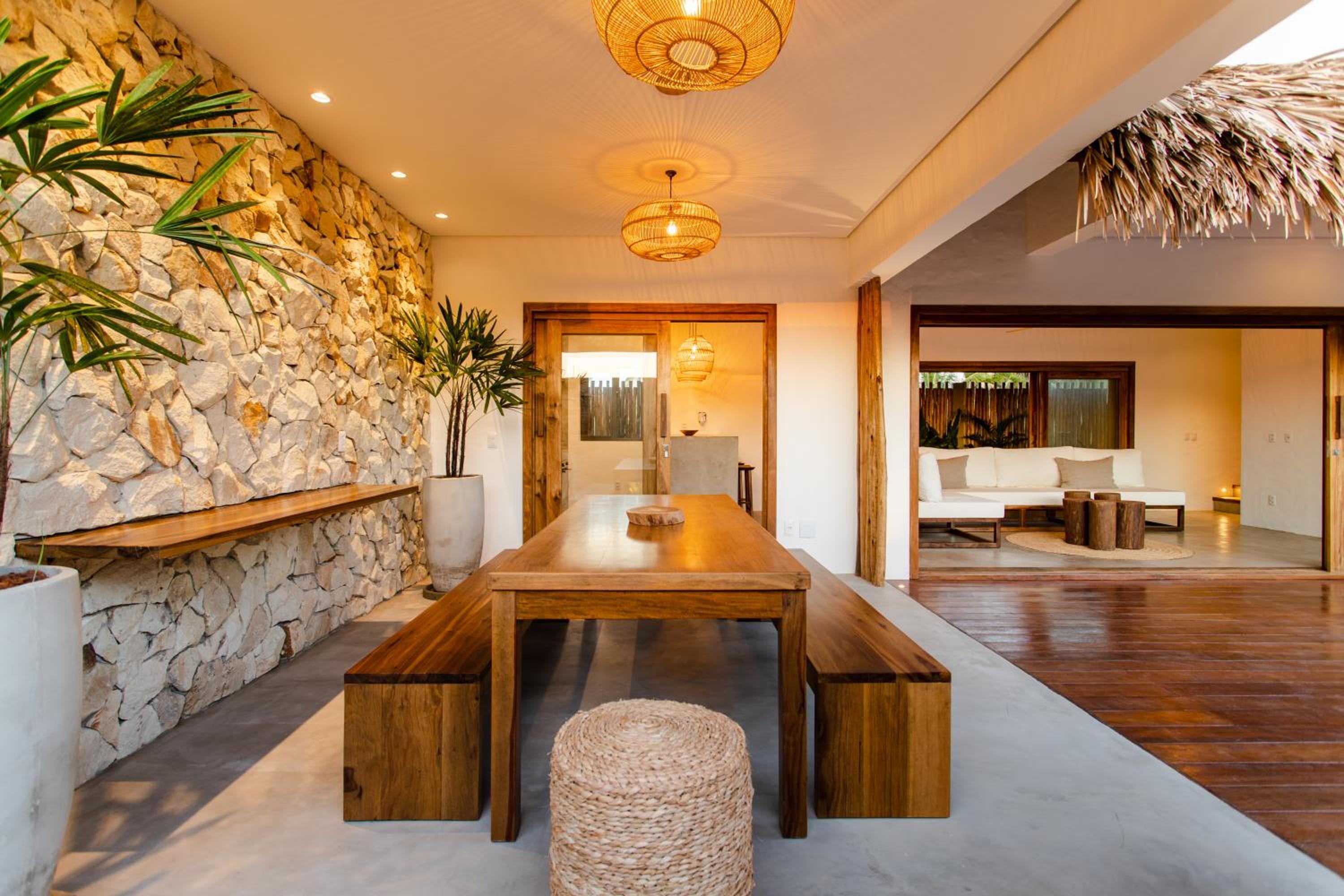 Villa Aura, piscina privativa e rooftop com vista excepcional pro mar, 150m do mar e do Rancho do Kite, Praia do Prea