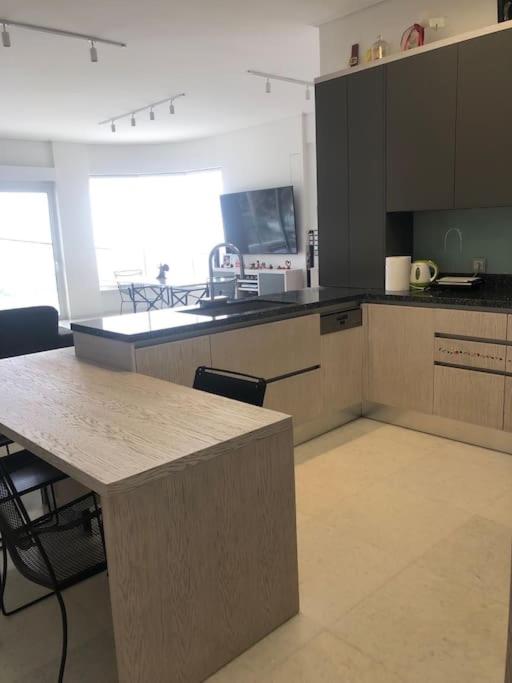 97sq.m new apartment in Voula Panorama