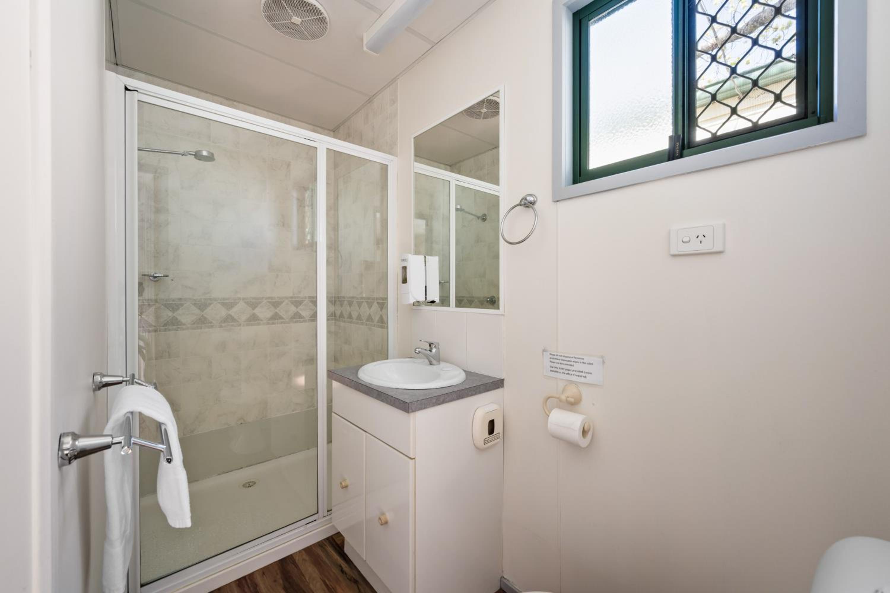 Bright Accommodation Park - G'day Park
