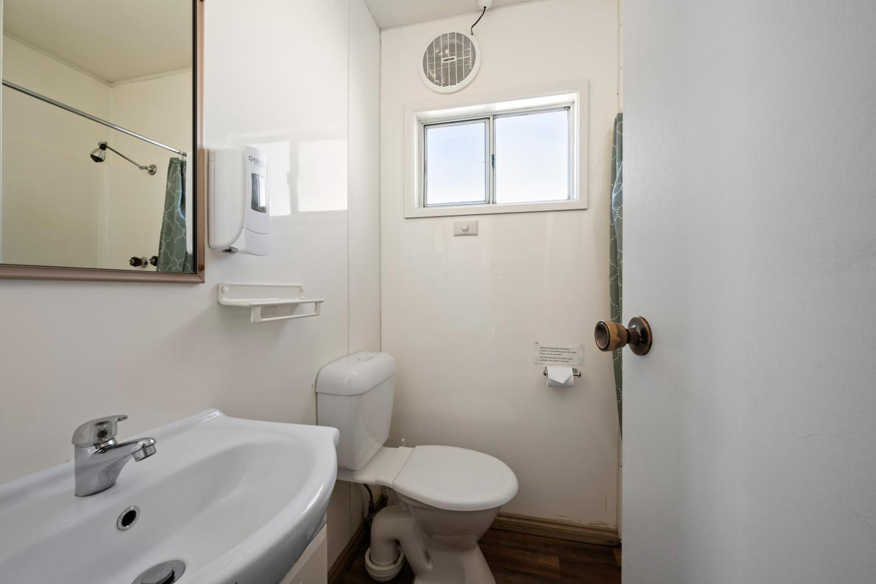 Bright Accommodation Park - G'day Park