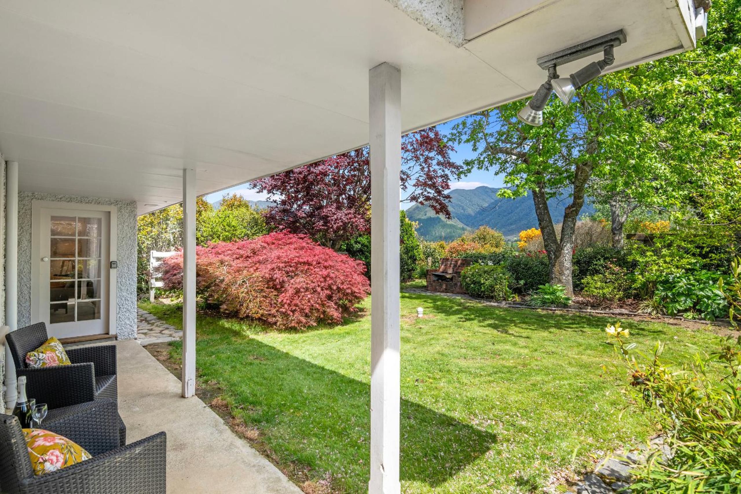 Maratoa - Takaka Holiday Home view 2