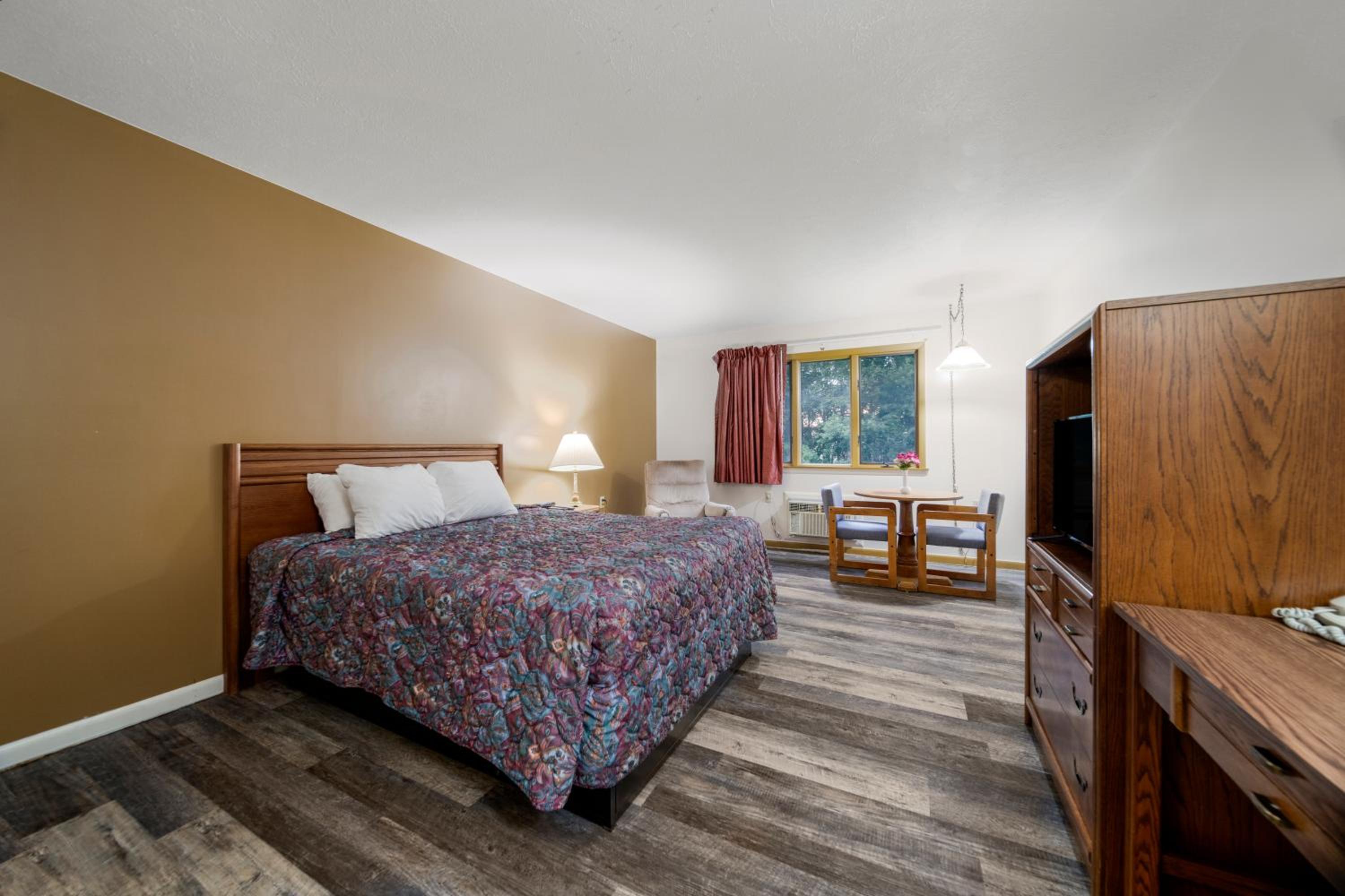 Executive Inn, Bild 30