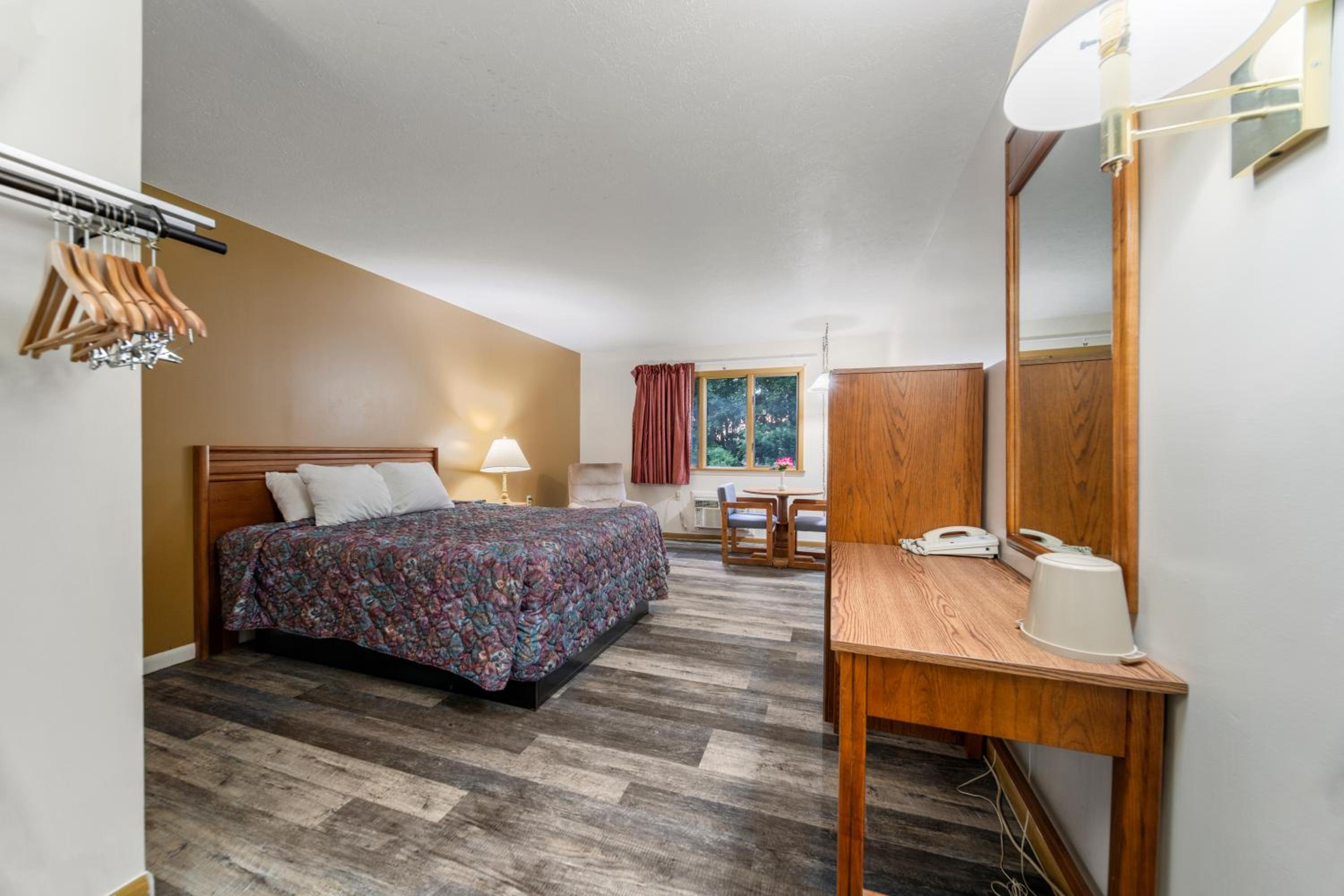 Executive Inn, Bild 18