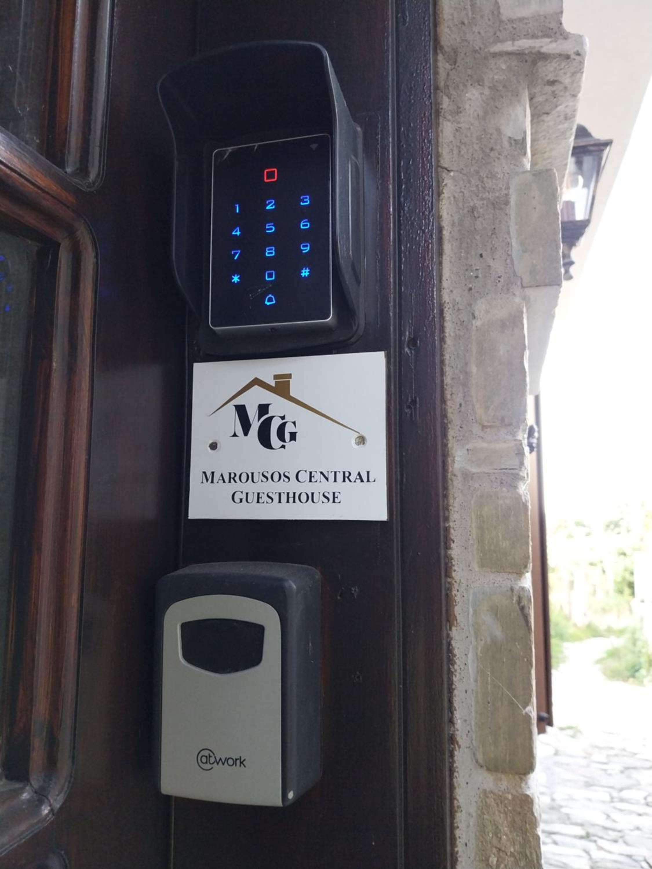 Marousos Central Guesthouse
