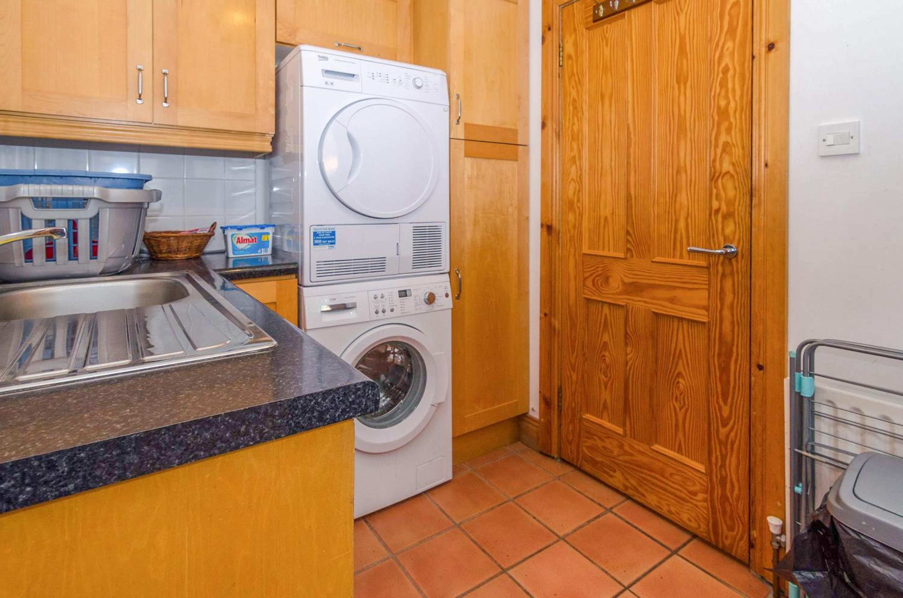 Rathmullan Cottages No.3 - free wifi, pet friendly view 4