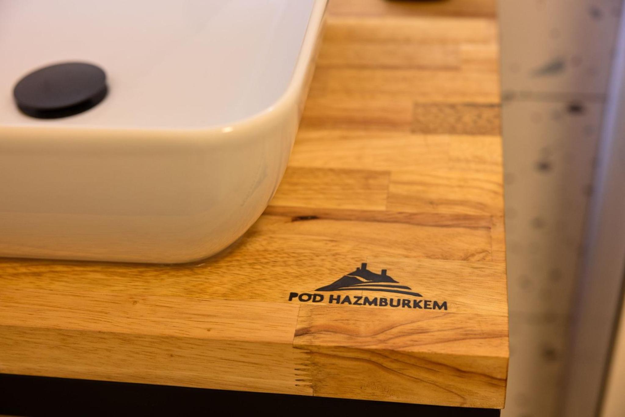 Penzion pod Hazmburkem