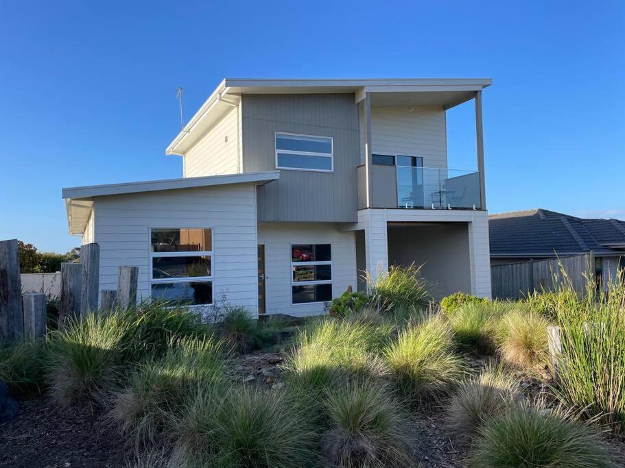 Luxurious, spacious beach house