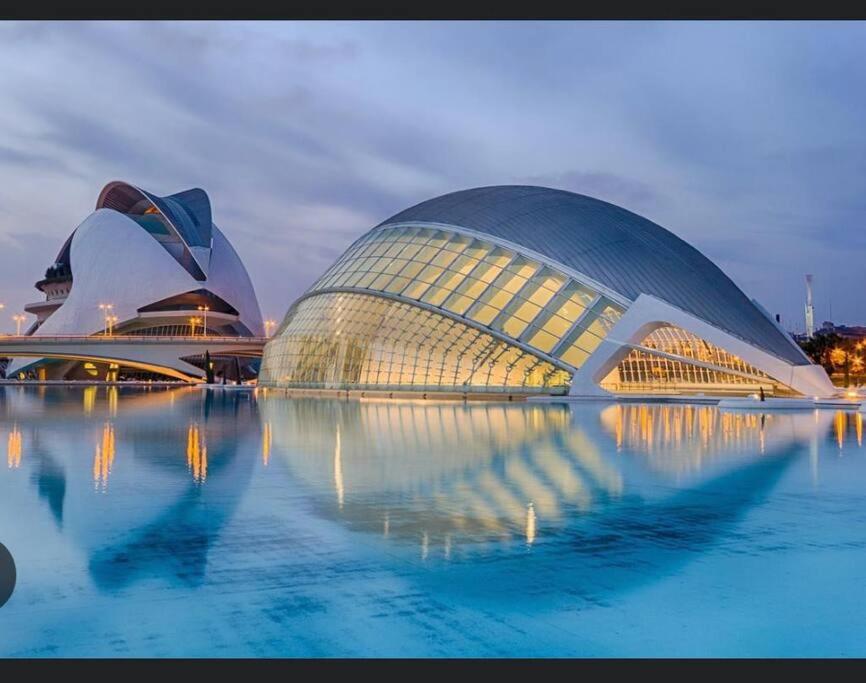 centrico cerca al ayuntamiento+luminoso+acogedor