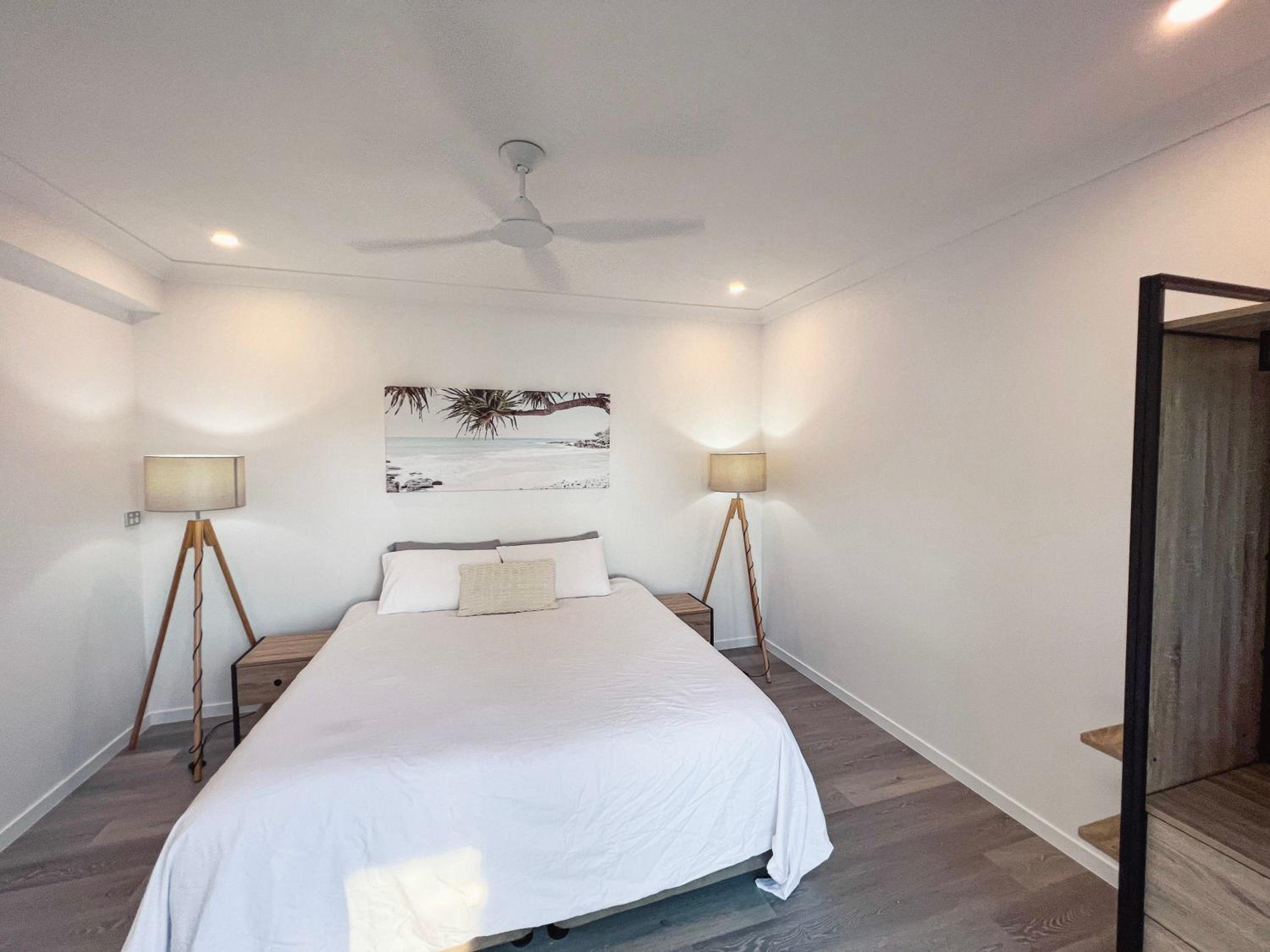 Bella Luna Beach Front - 3 bed