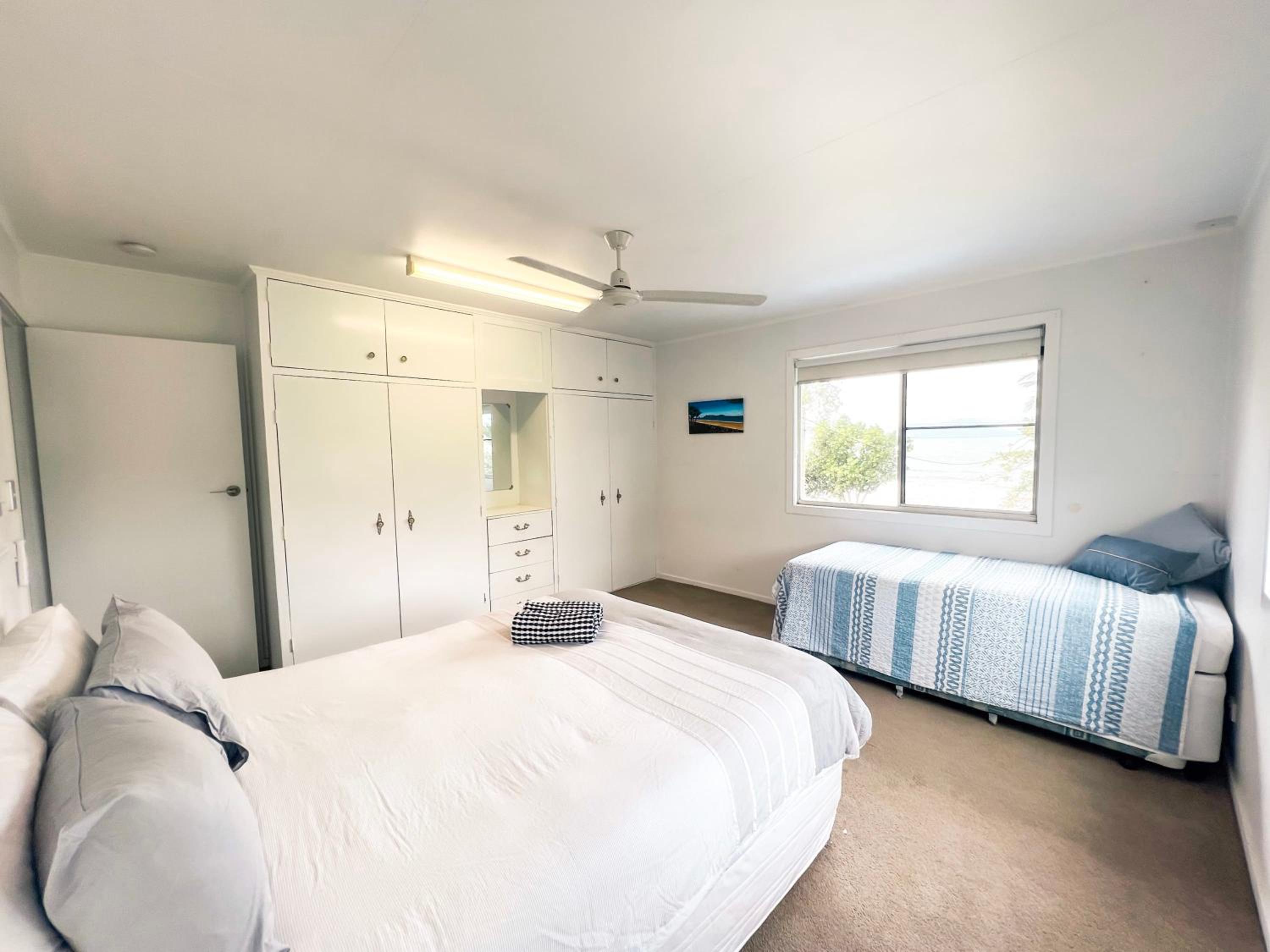 Bella Luna Beach Front - 3 bed