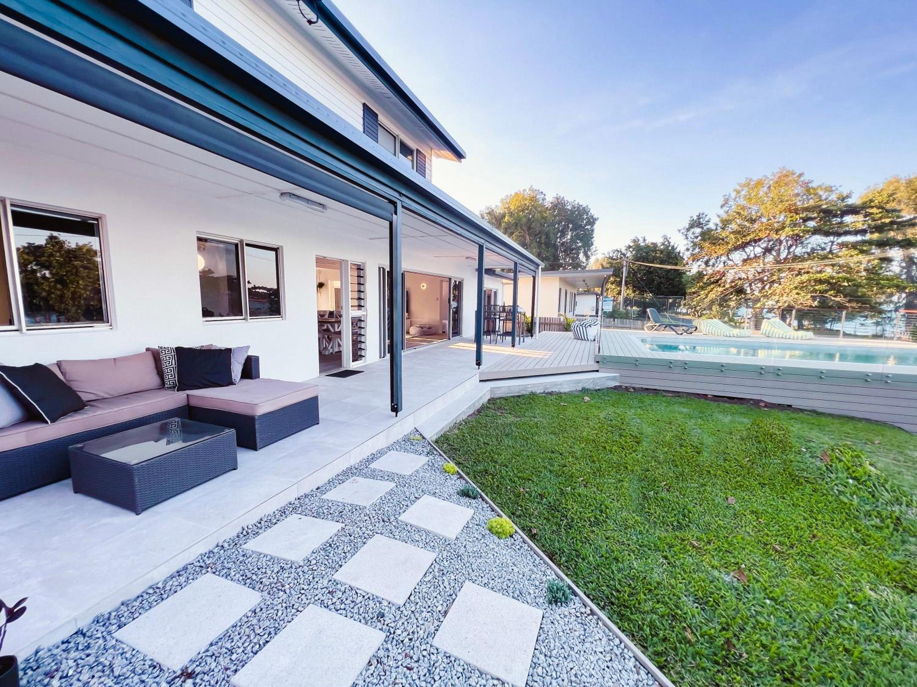 Bella Luna Beach Front - 3 bed