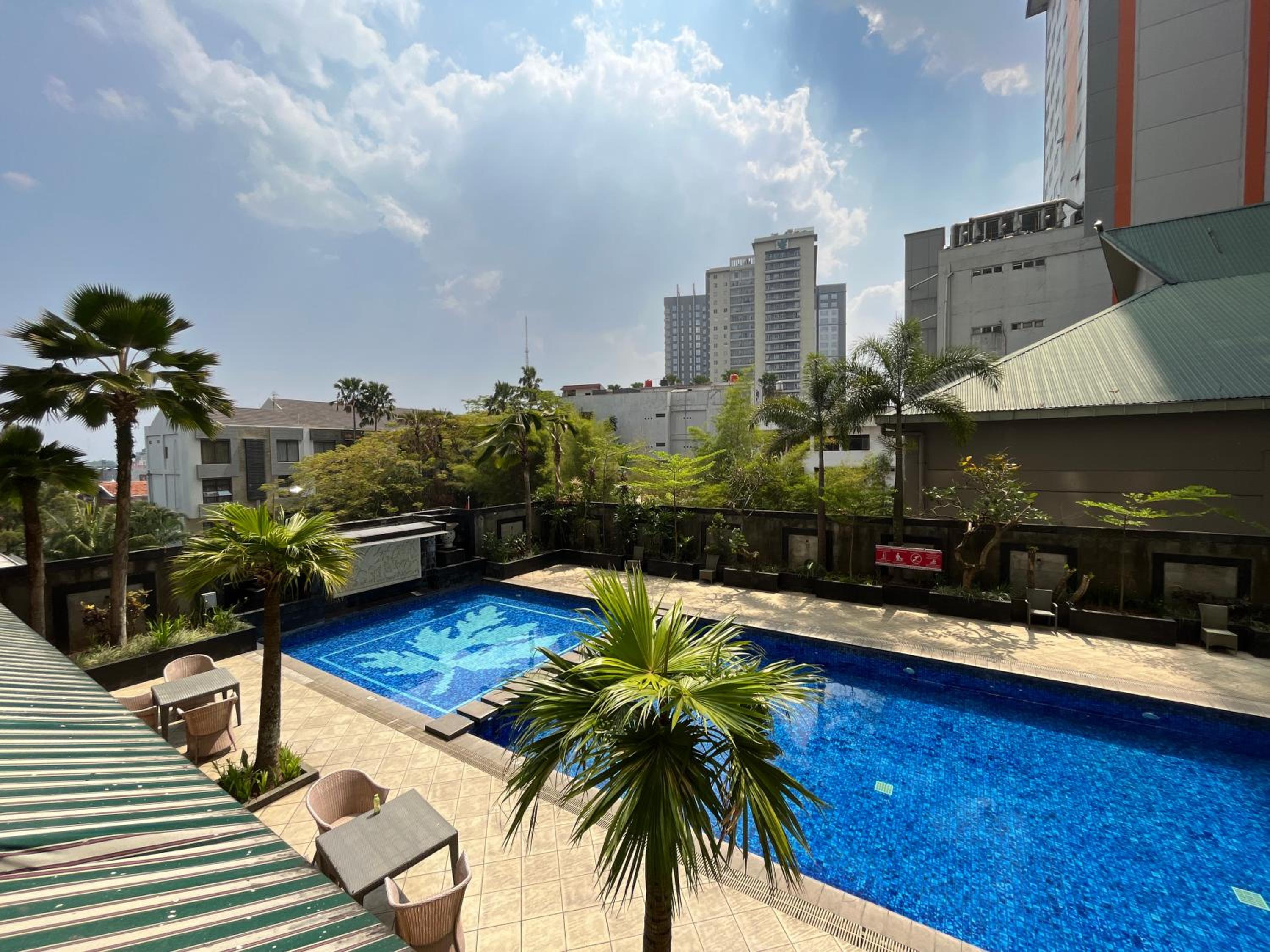 Studio Galeri Ciumbuleuit Apartment 1 - code 6A
