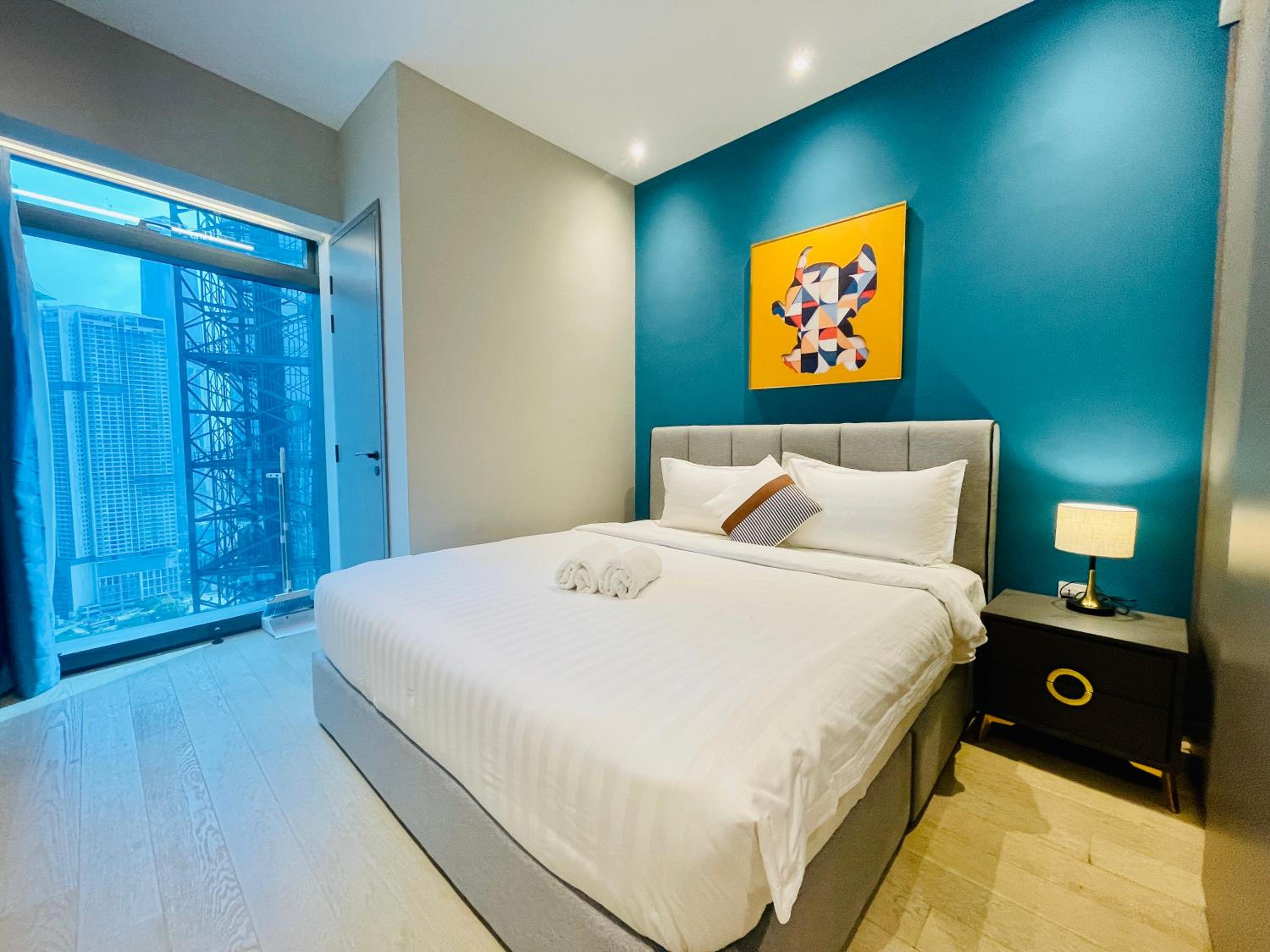 Eaton residences KLCC m@h