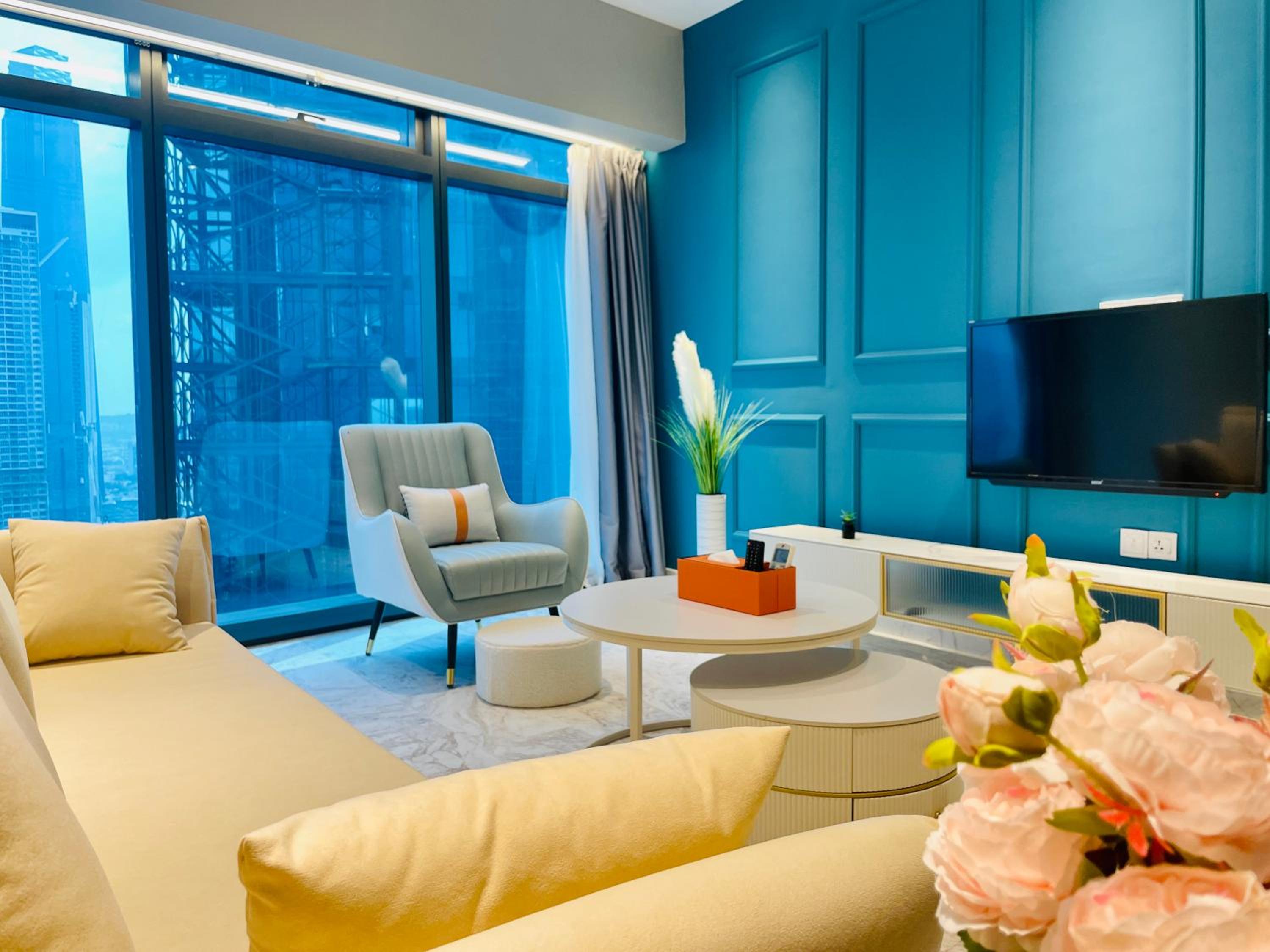 Eaton residences KLCC m@h