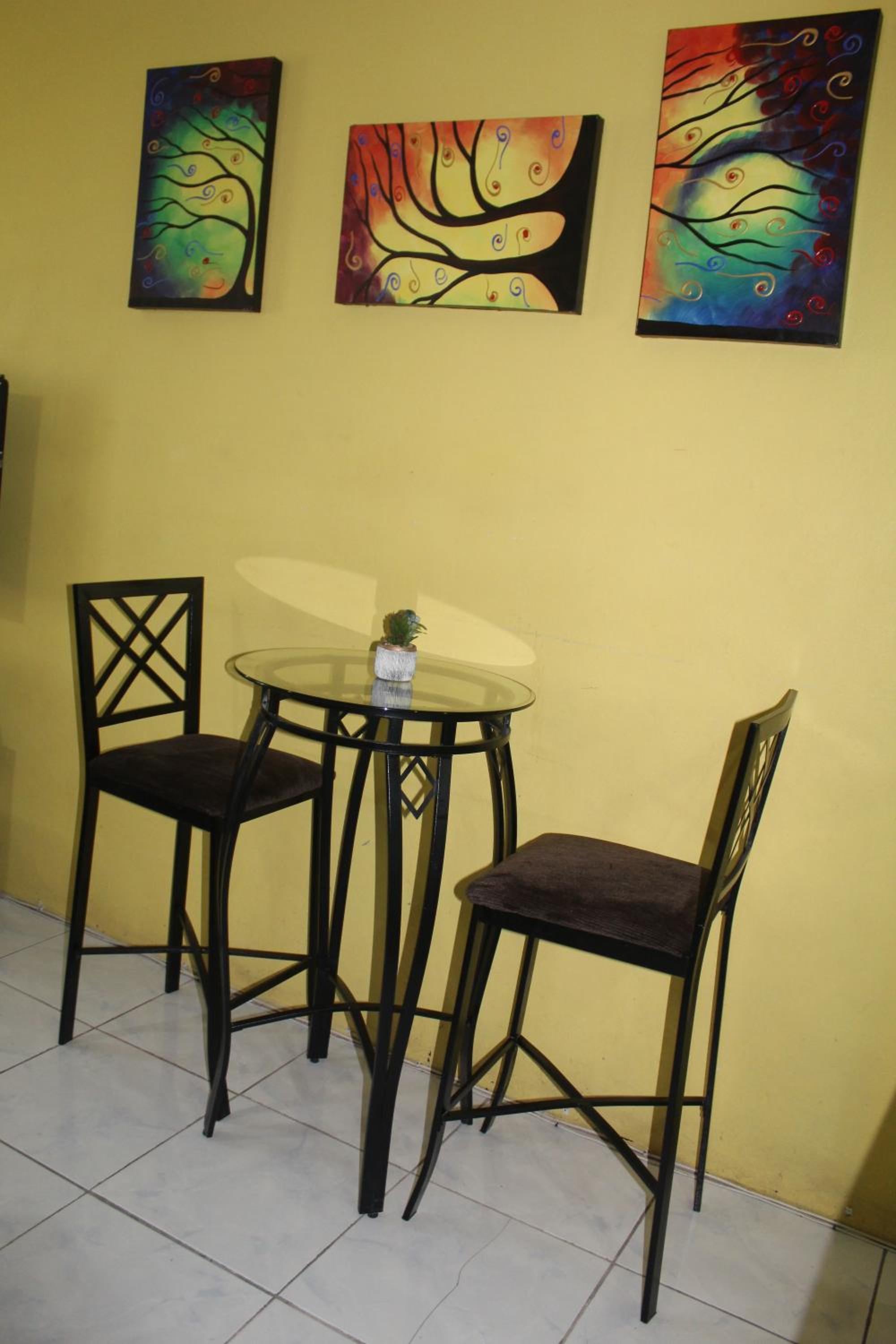 Elegant & Stylish 2BR New Kingston view 3