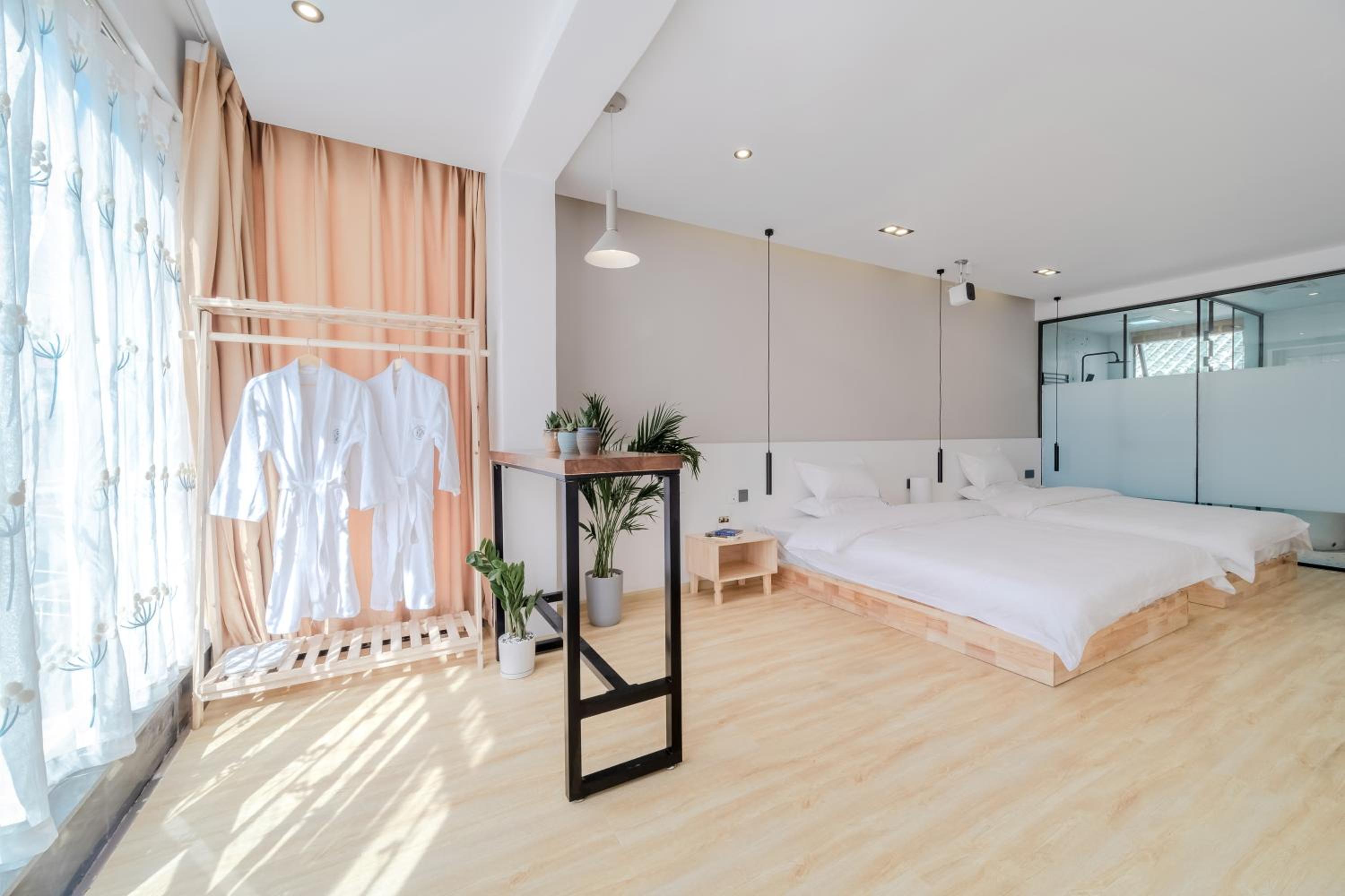 Shangri-La Jinwushe Boutique Inn