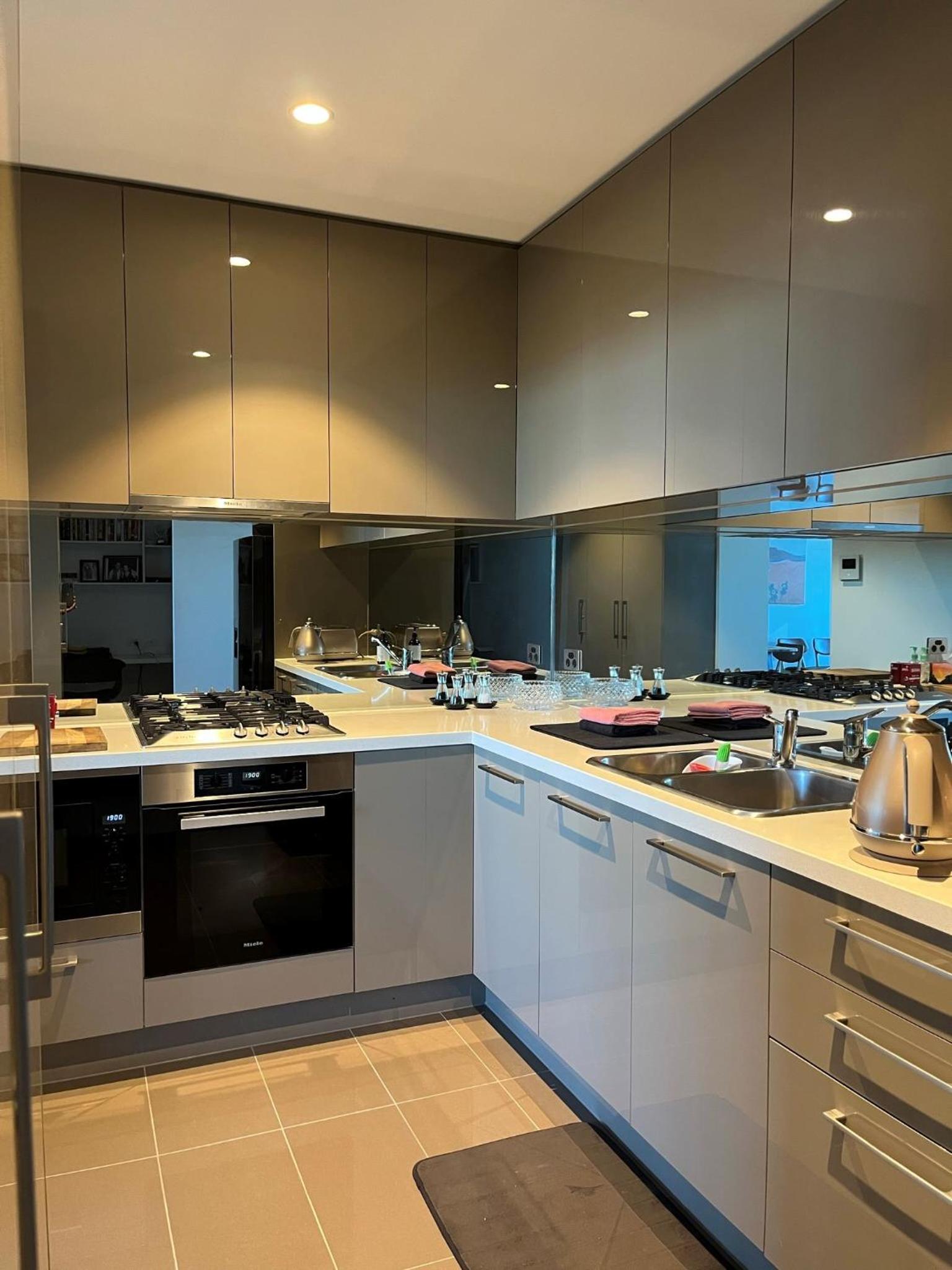 Modern 3 Bedroom Apartment with Amazing Views