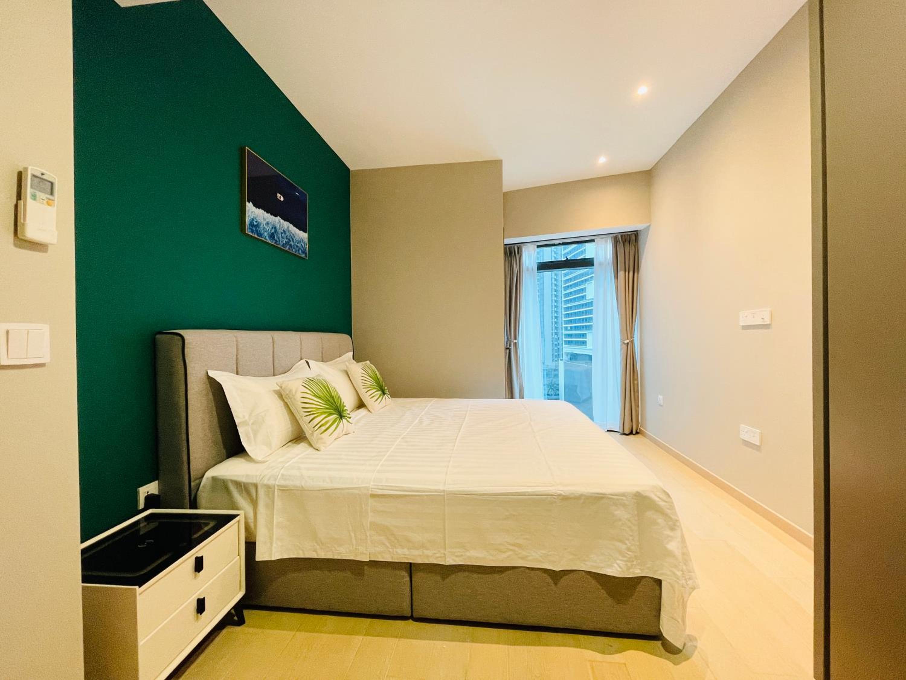 Eaton residences KLCC m@h