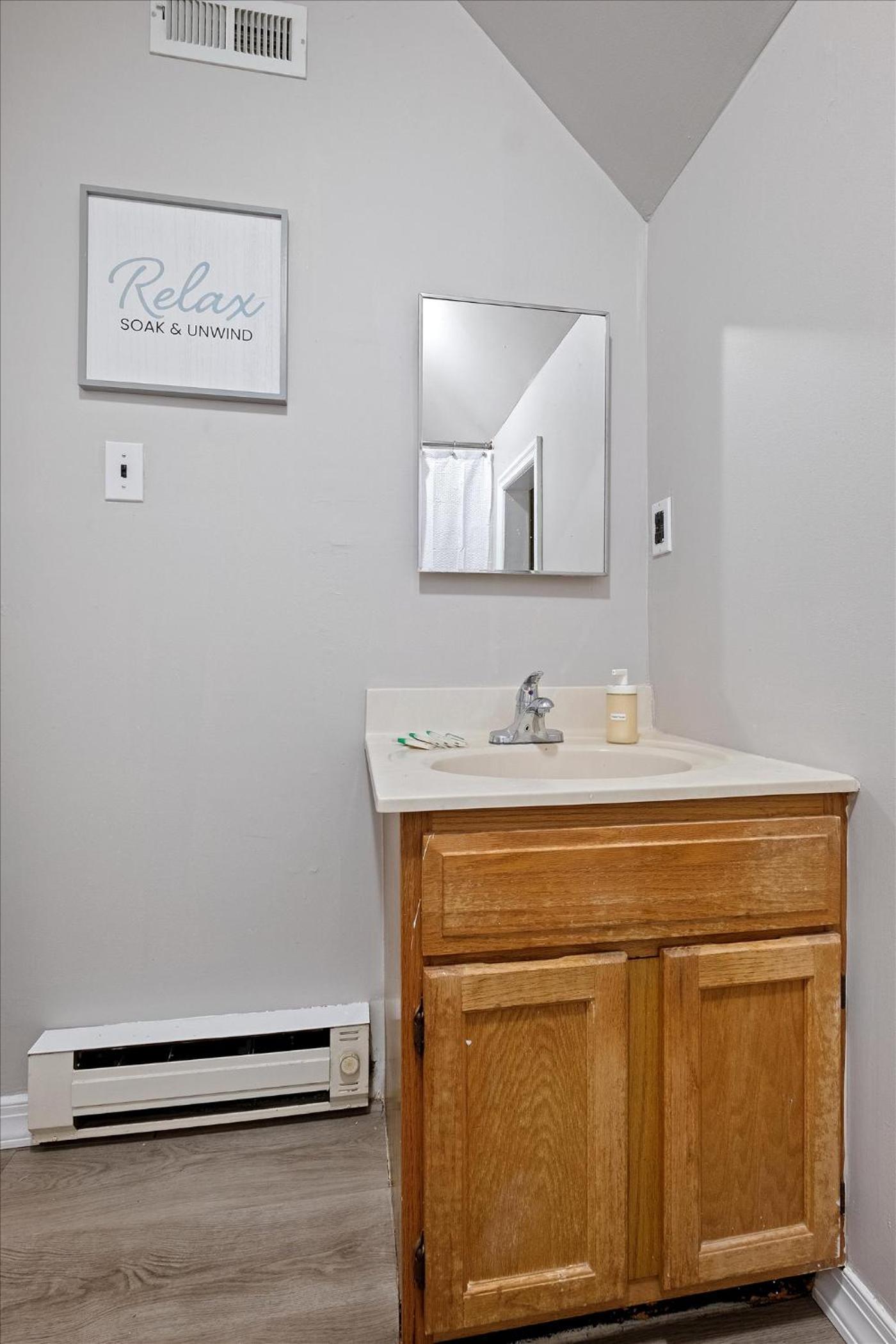 Comfy Lovely Studio By Upenn & Drexel view 5