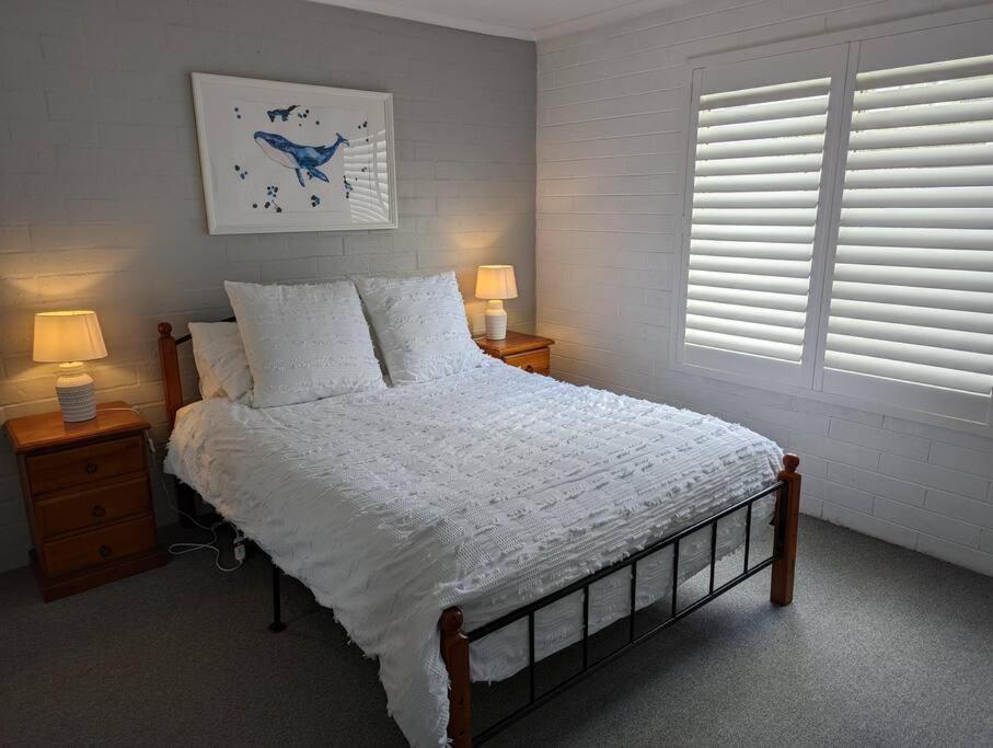 Totally Beachin! - walking distance to the beach