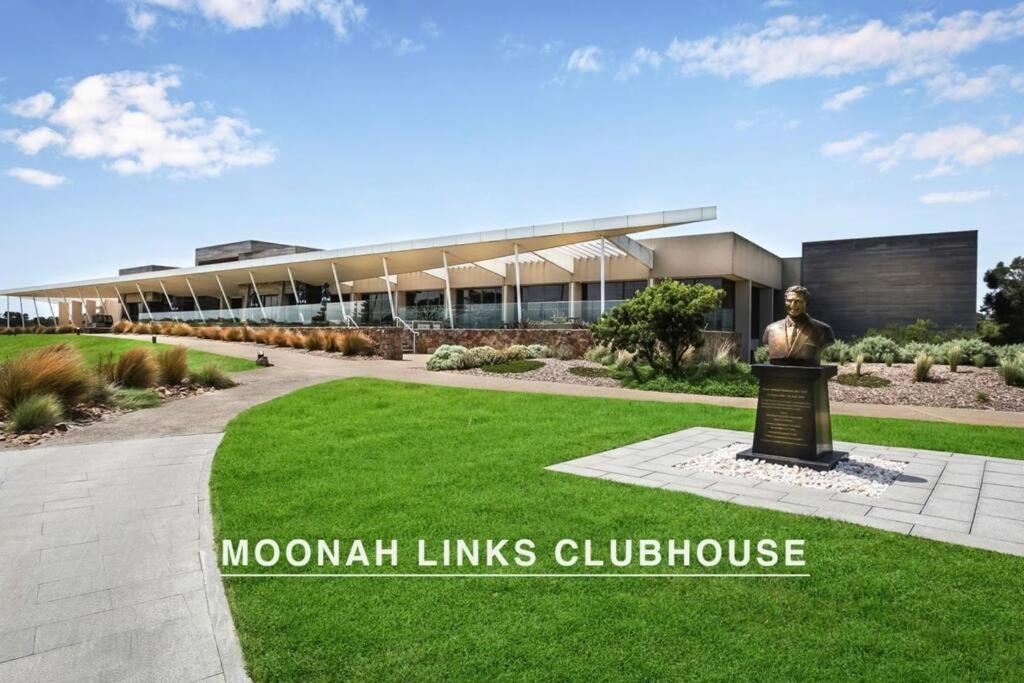 Scenic Golf & Spring 1BR Getaway