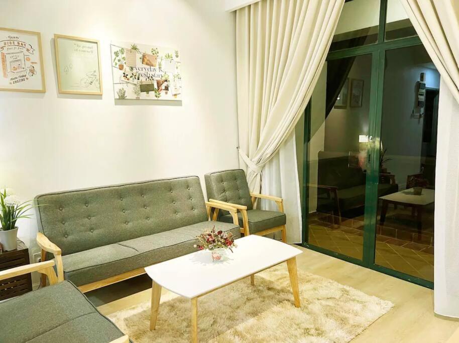 Costa Mahkota 2BR 3Queen sea view