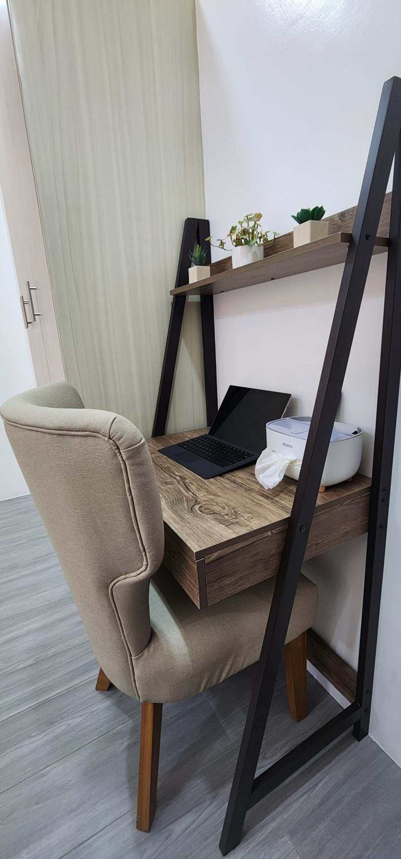 CozyNest - Modern 1 Bedroom Gem Luxury Smart Unit view 3