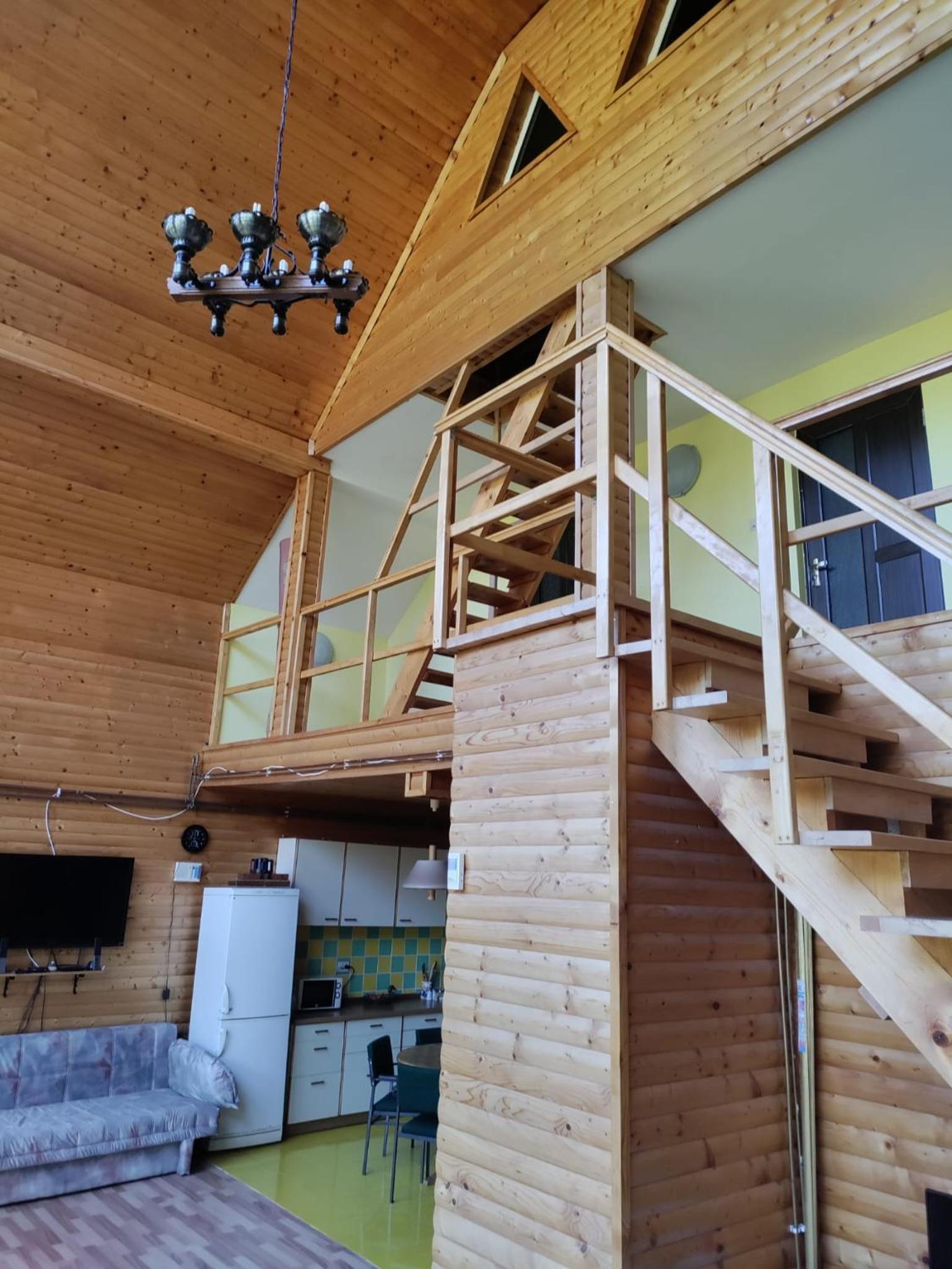 Cabana 7 izvoare view 2