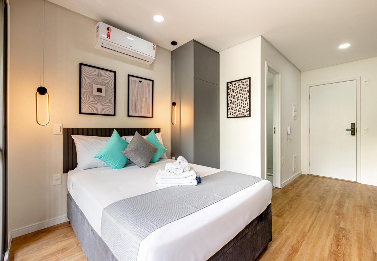 Easy Star - Beautiful Studio in the Heart of Brooklin! - ZM01H