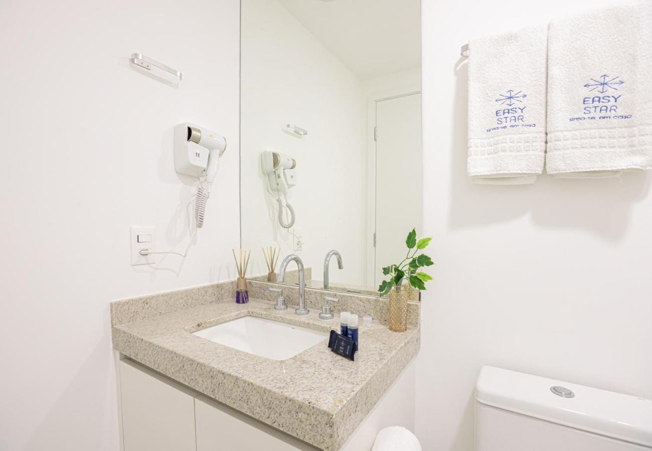 Easy Star - Beautiful Studio in the Heart of Brooklin! - ZM01H