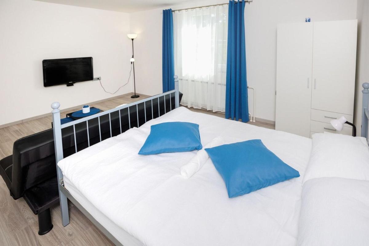 The Spring of Lahinja Apartment - Happy Rentals view 5