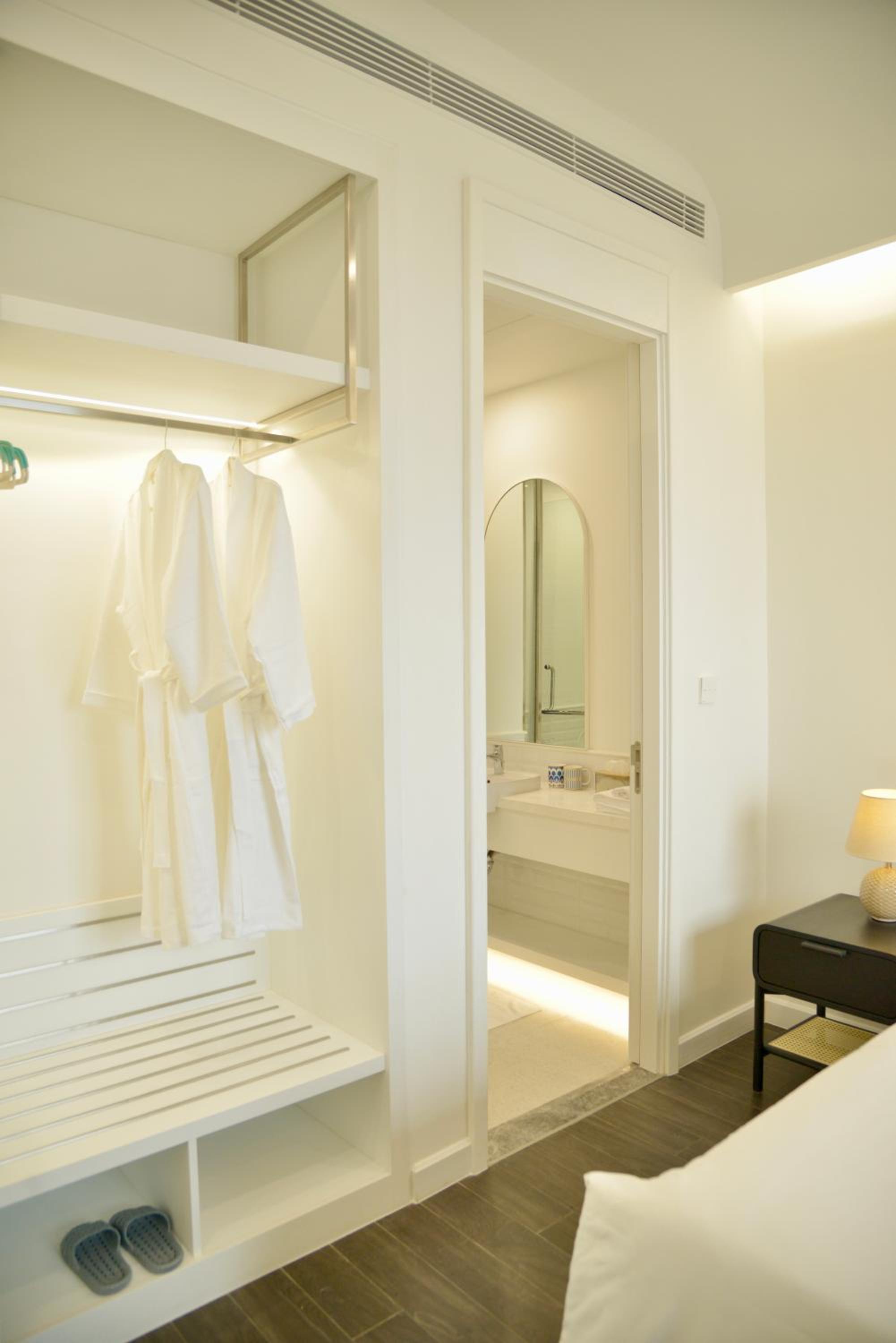 S Gen Hillside Condotel Phu Quoc