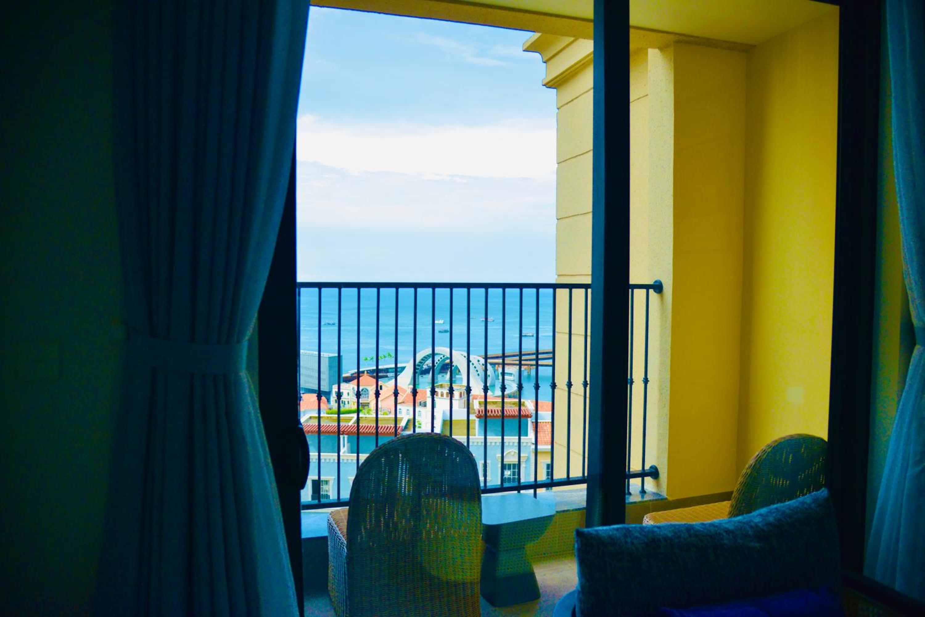S Gen Hillside Condotel Phu Quoc