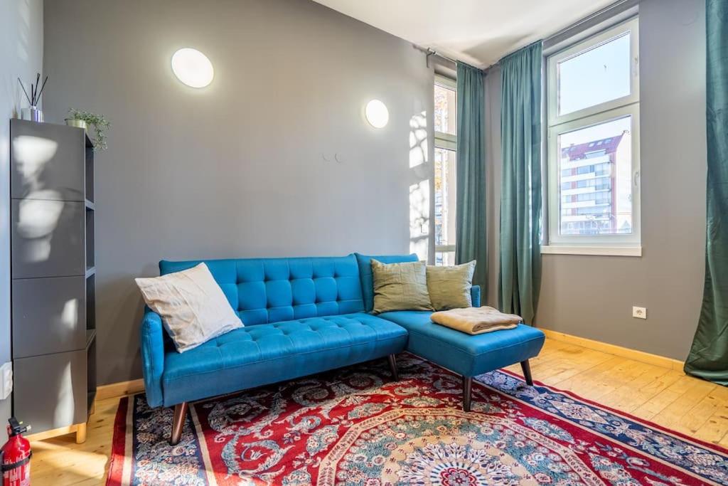 Stylish Stay - 2BDR, 2BTHR+ Free Parking