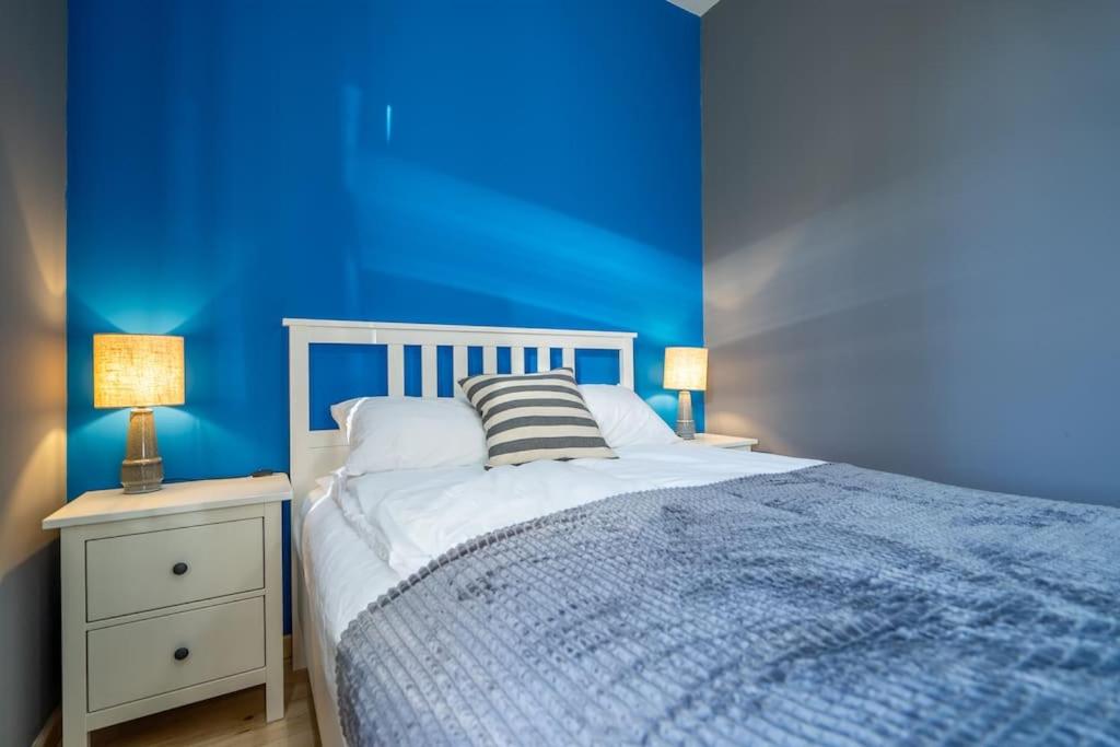 Stylish Stay - 2BDR, 2BTHR+ Free Parking