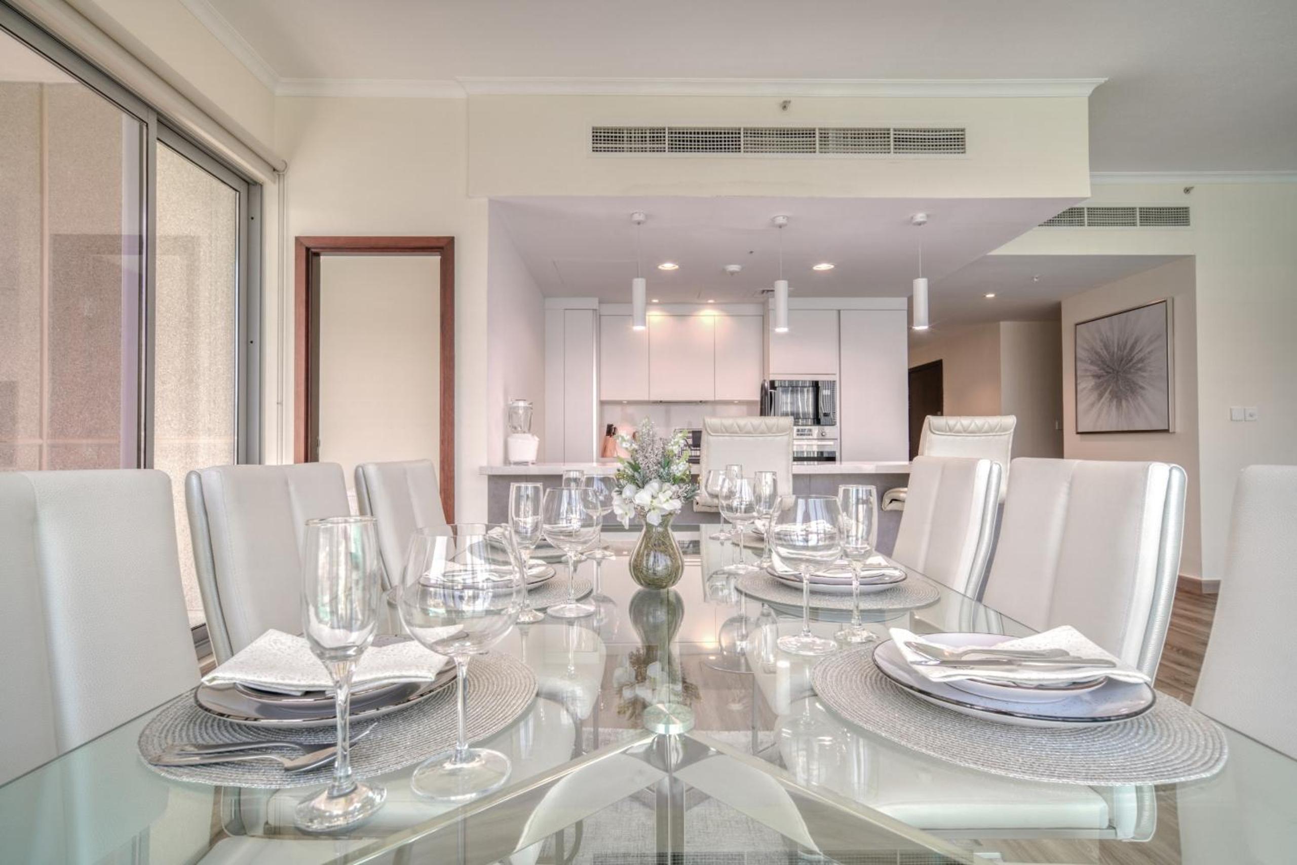 Burj Residence 1, Downtown Dubai - Mint Stay