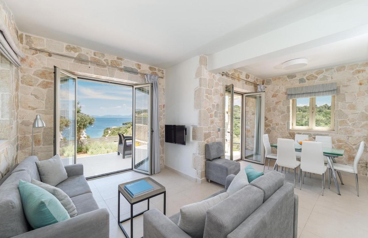 Villa Mentes