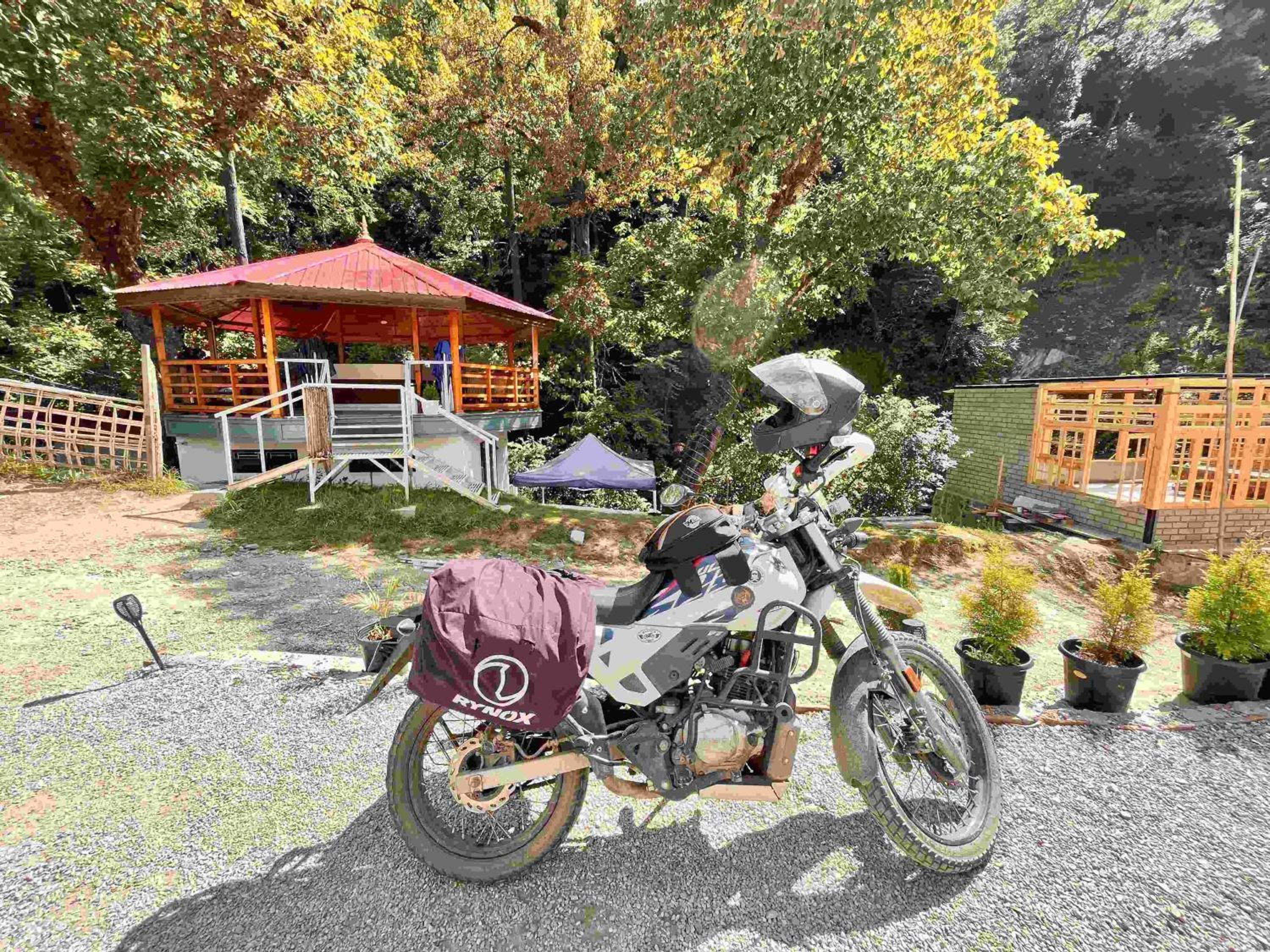 Oakley Groves Encamp